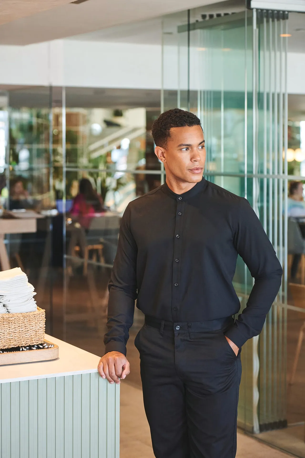 Men's Mandarin Shirt With Roll-Tab Sleeve