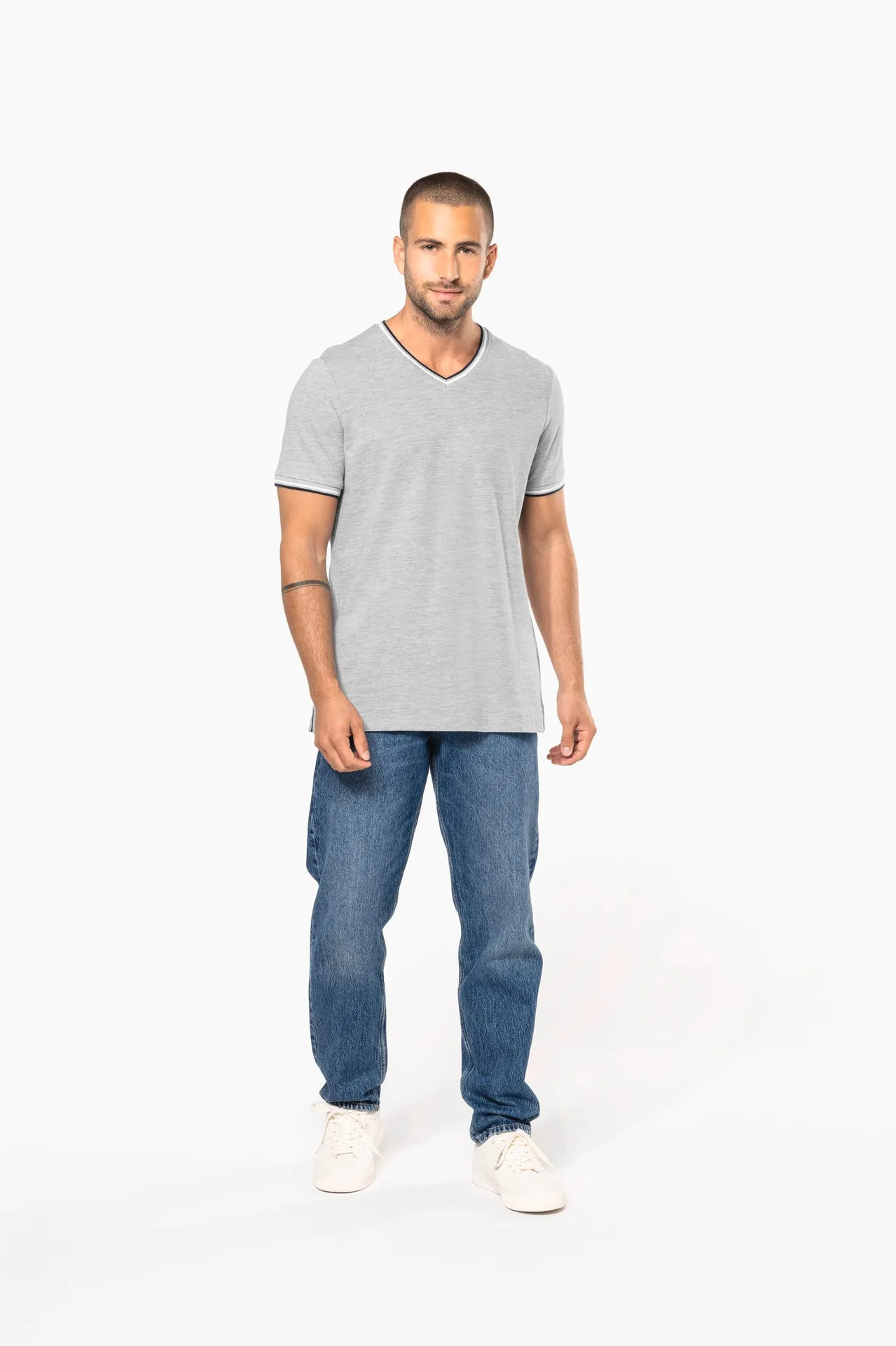 Herren T-Shirt aus Piqué-Trikot mit V-Ausschnitt