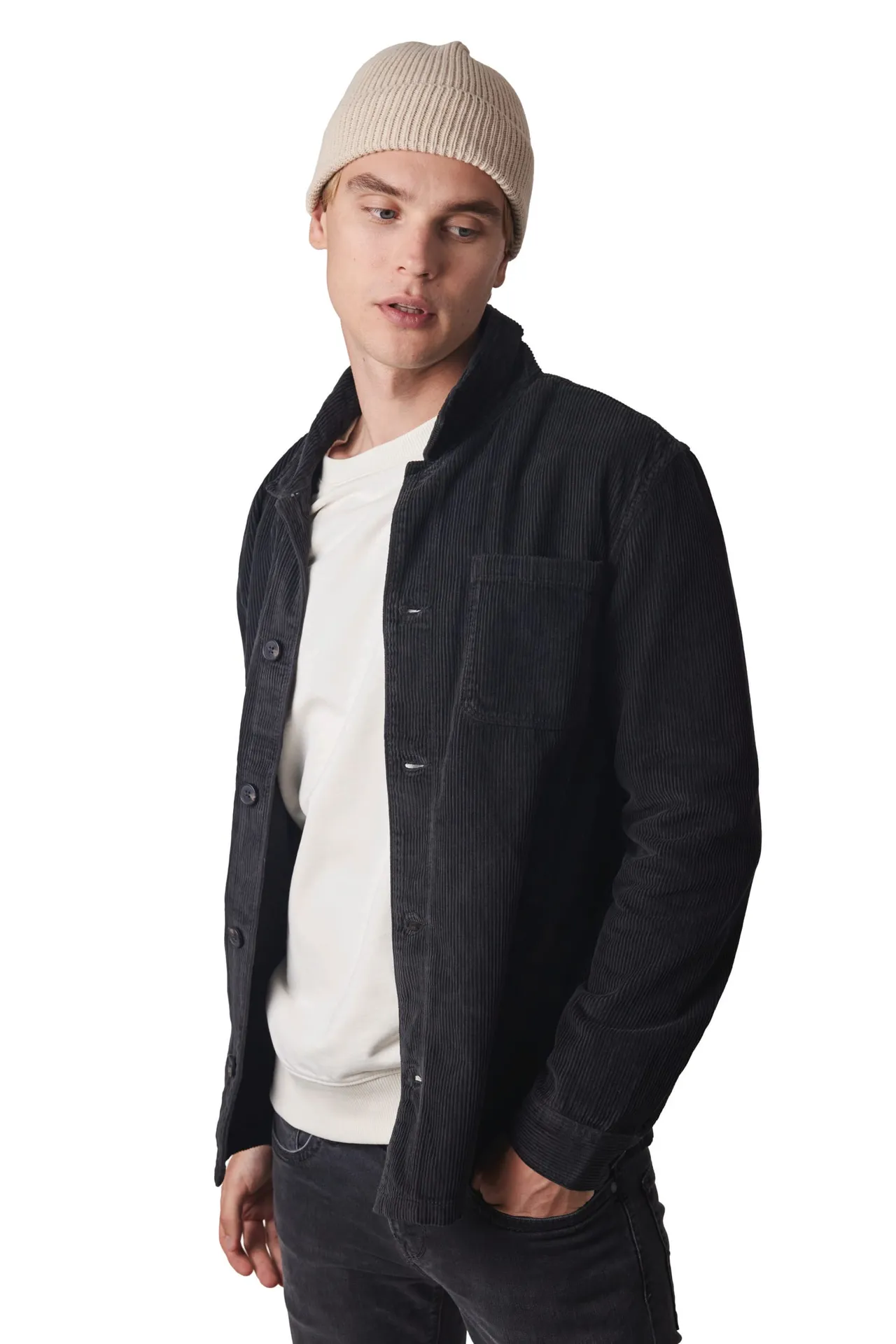 Gerippte Mütze mit Umschlag