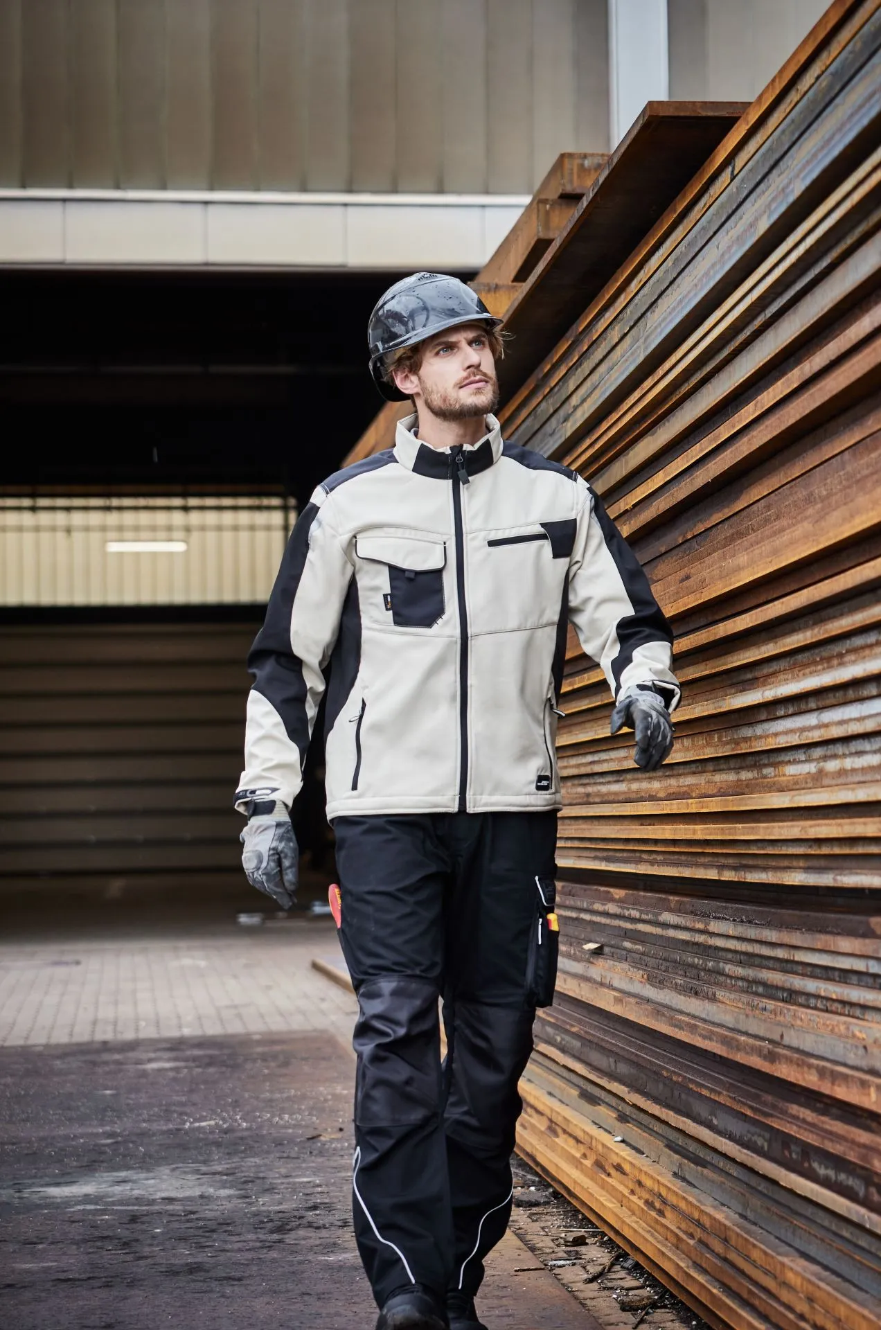 James & Nicholson JN844 – Robuste Softshell Arbeitsjacke