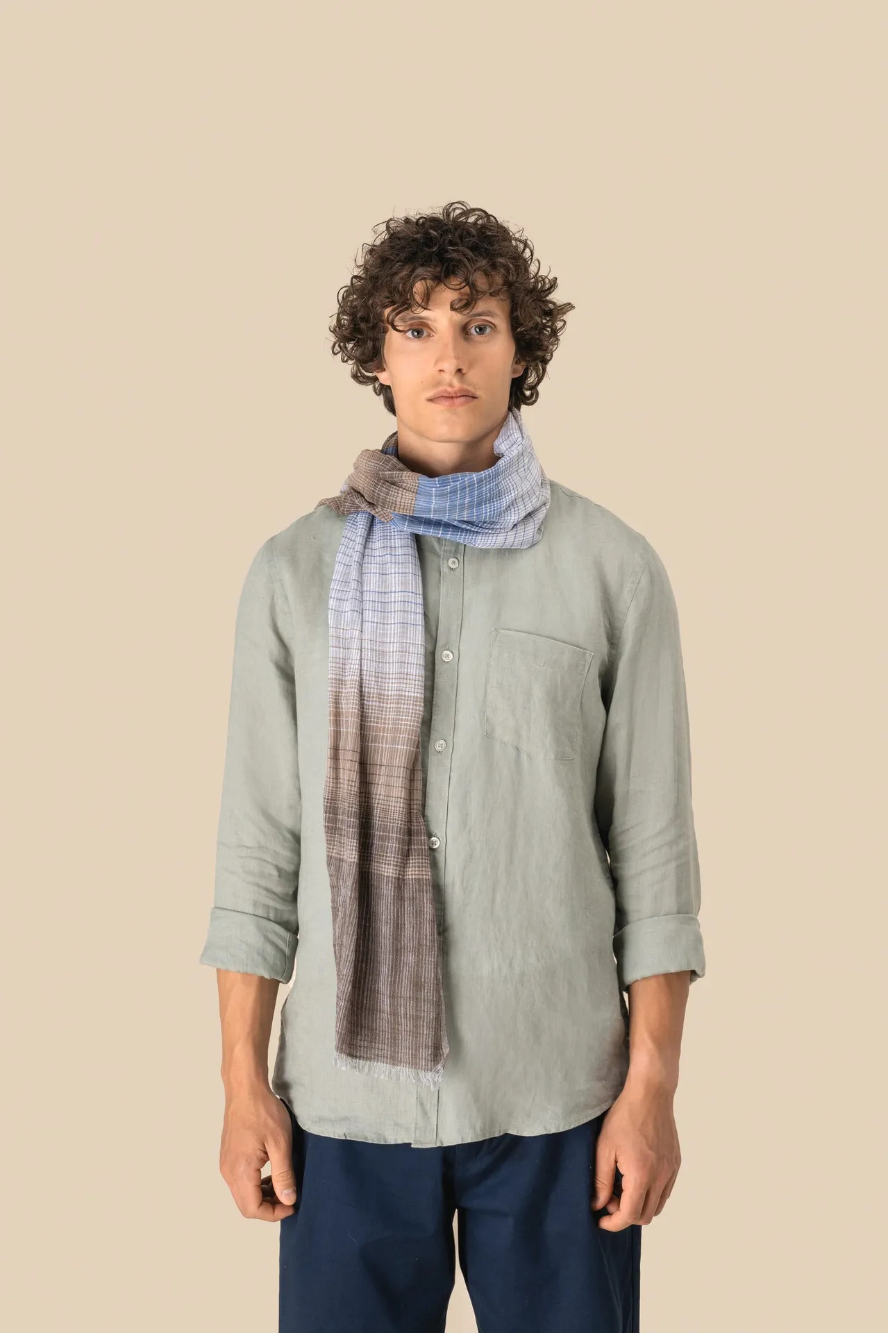 Gestreiftes Unisex-Schal