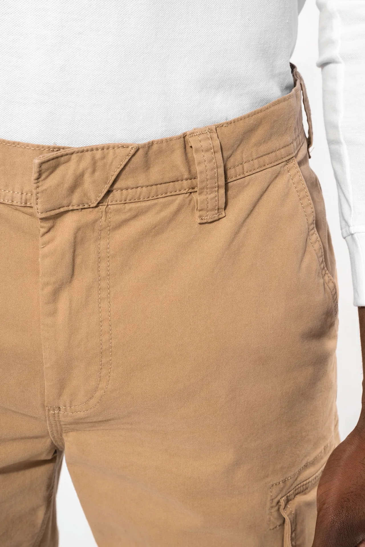 Herrenhose mit mehreren Taschen