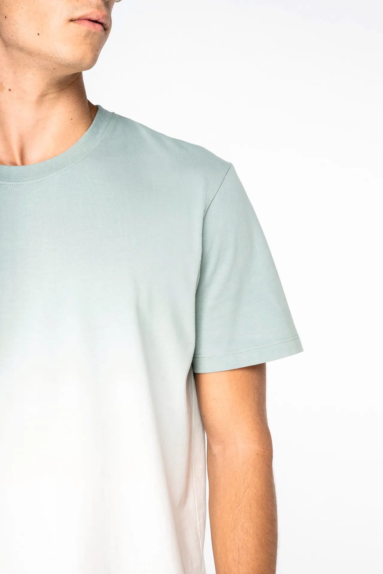 Umweltfreundliches Unisex Dip Dye T-Shirt