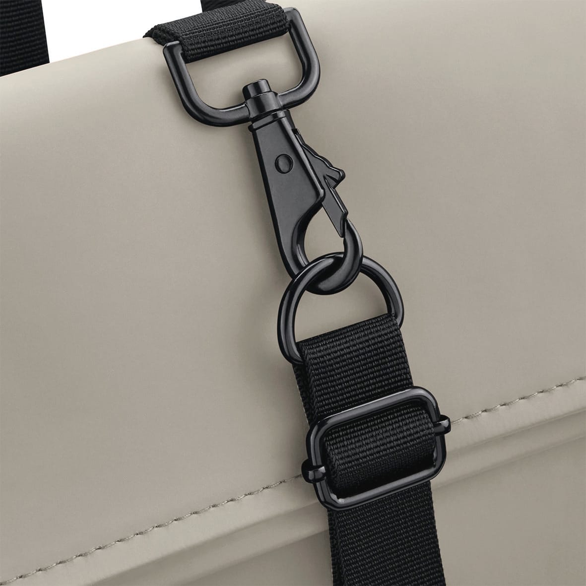 Rucksack mit Roll-Top-Klappe aus mattem Polyurethan