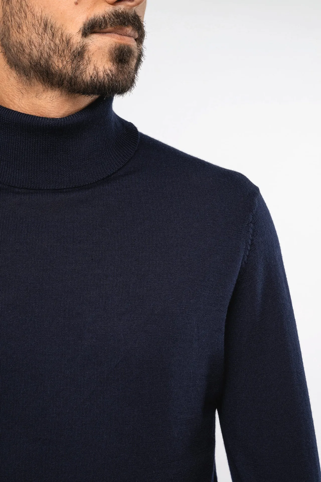Merino-Herrenpullover mit Rollkragen