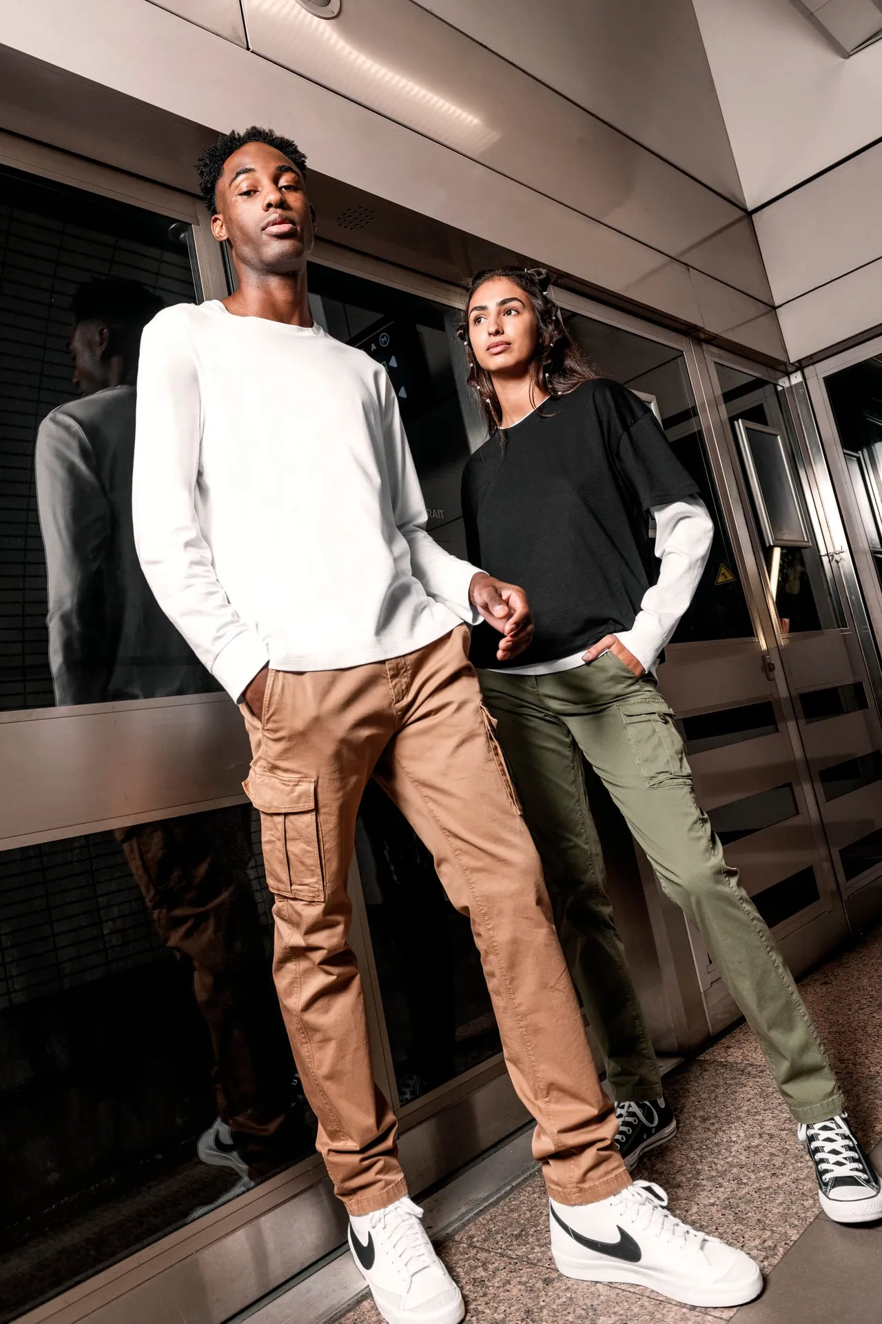 Umweltfreundliche ausgewaschene Cargohose für Damen