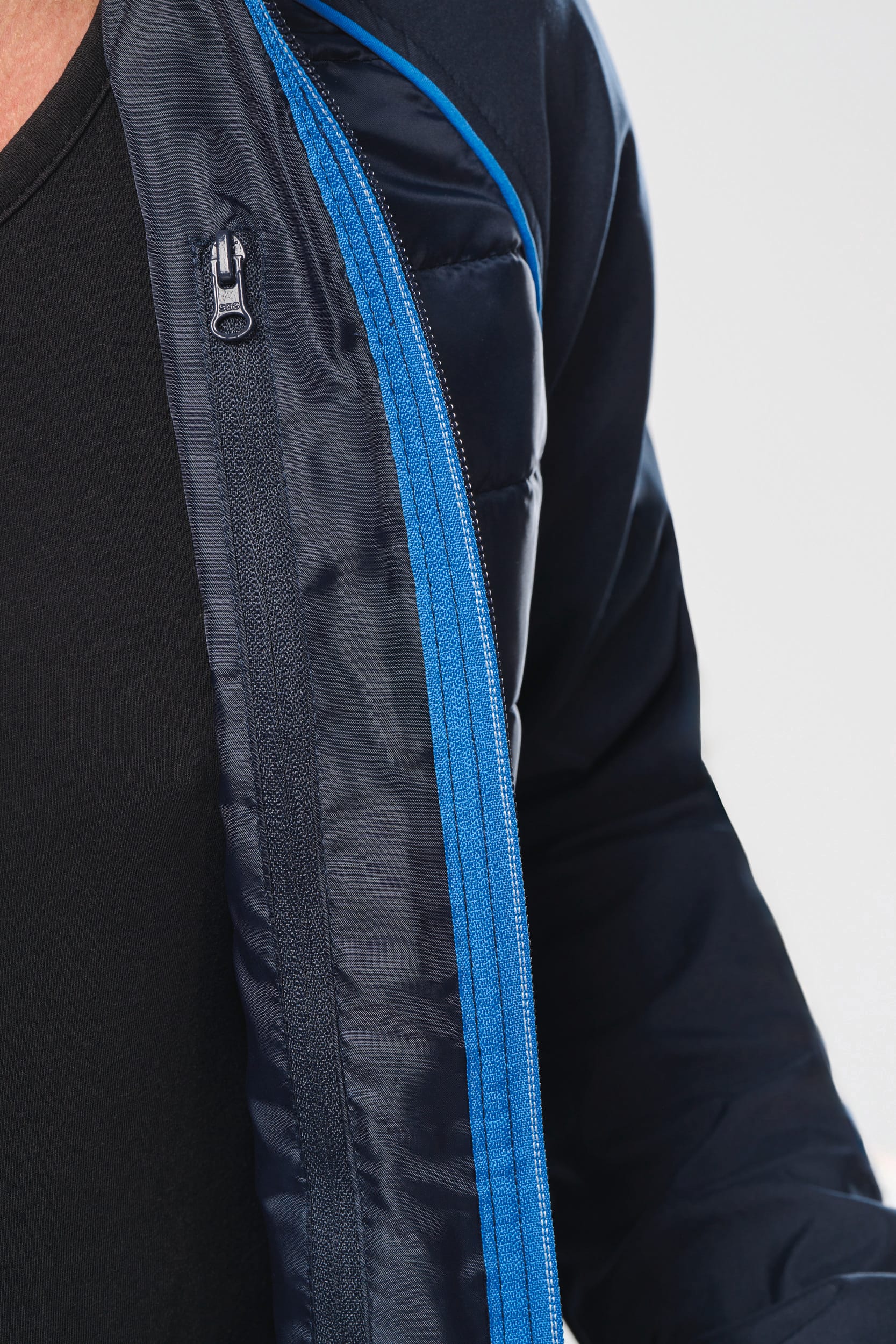 Bi-Material Unisex-Jacke Day To Day Bi-Material Unisex-Jacke Day To Day