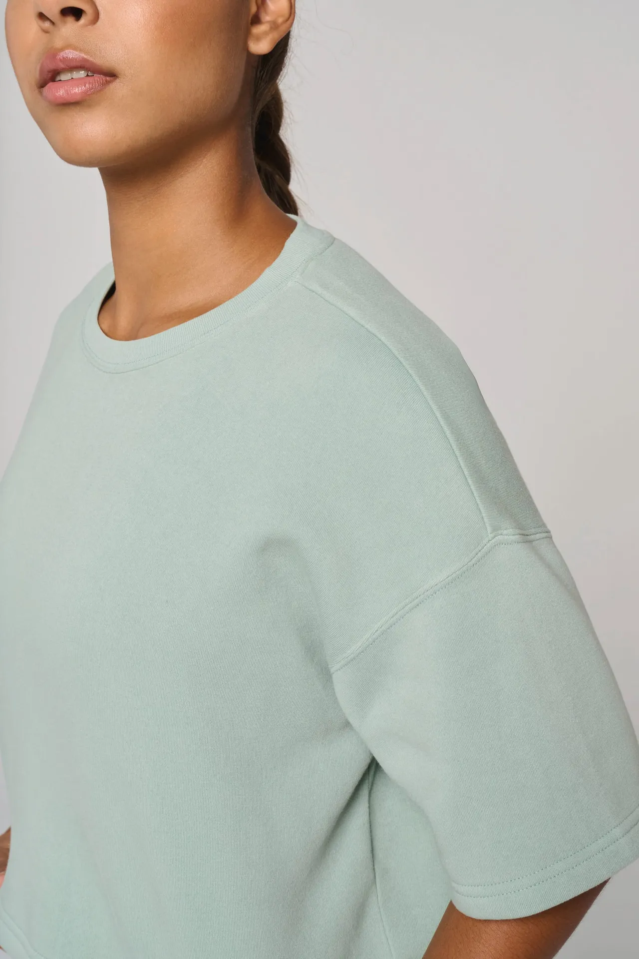 Damen Cropped-Sweatshirt mit kurzen Ärmeln und Rundhalsausschnitt