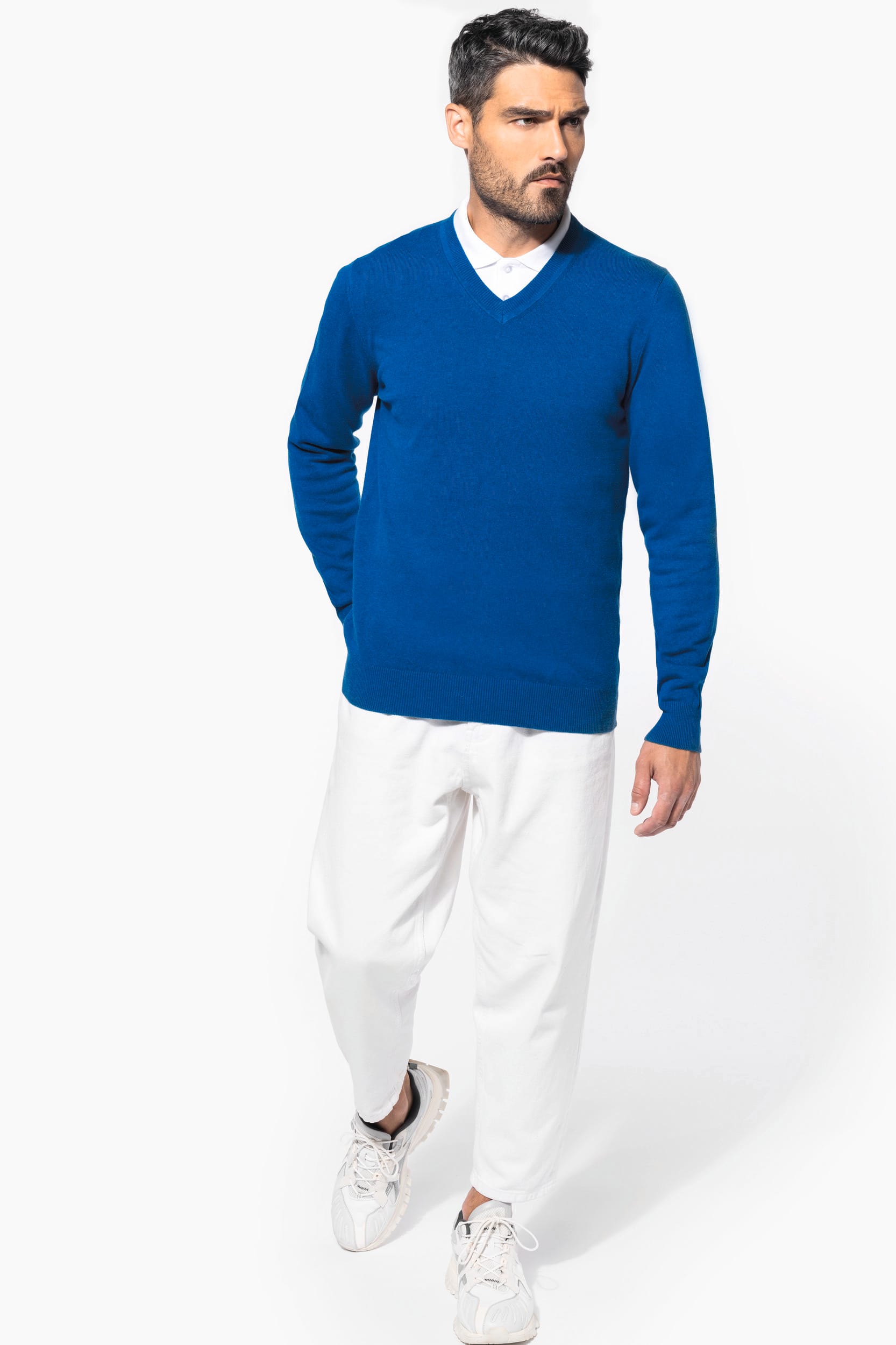 Premium-Pullover mit V-Ausschnitt