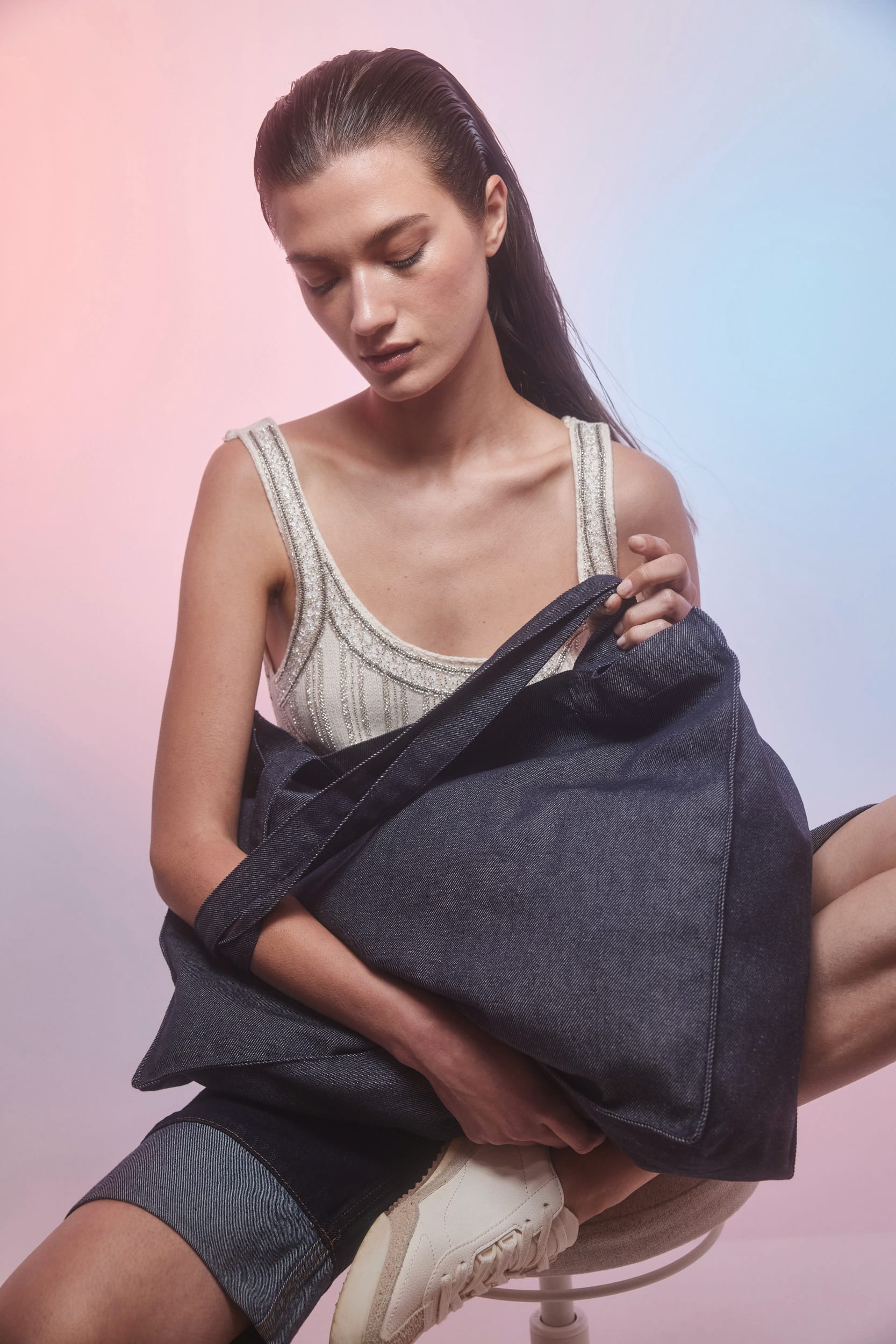 Große Shoppingtasche aus Denim Große Shoppingtasche aus Denim