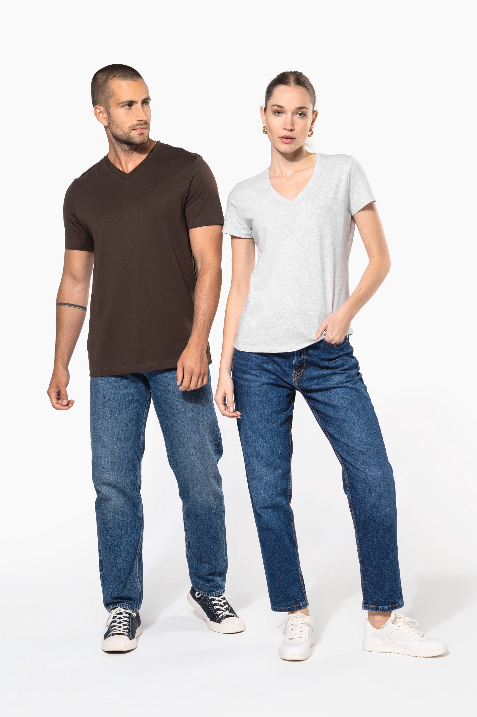 Ladies' short-sleeved V-neck T-shirt