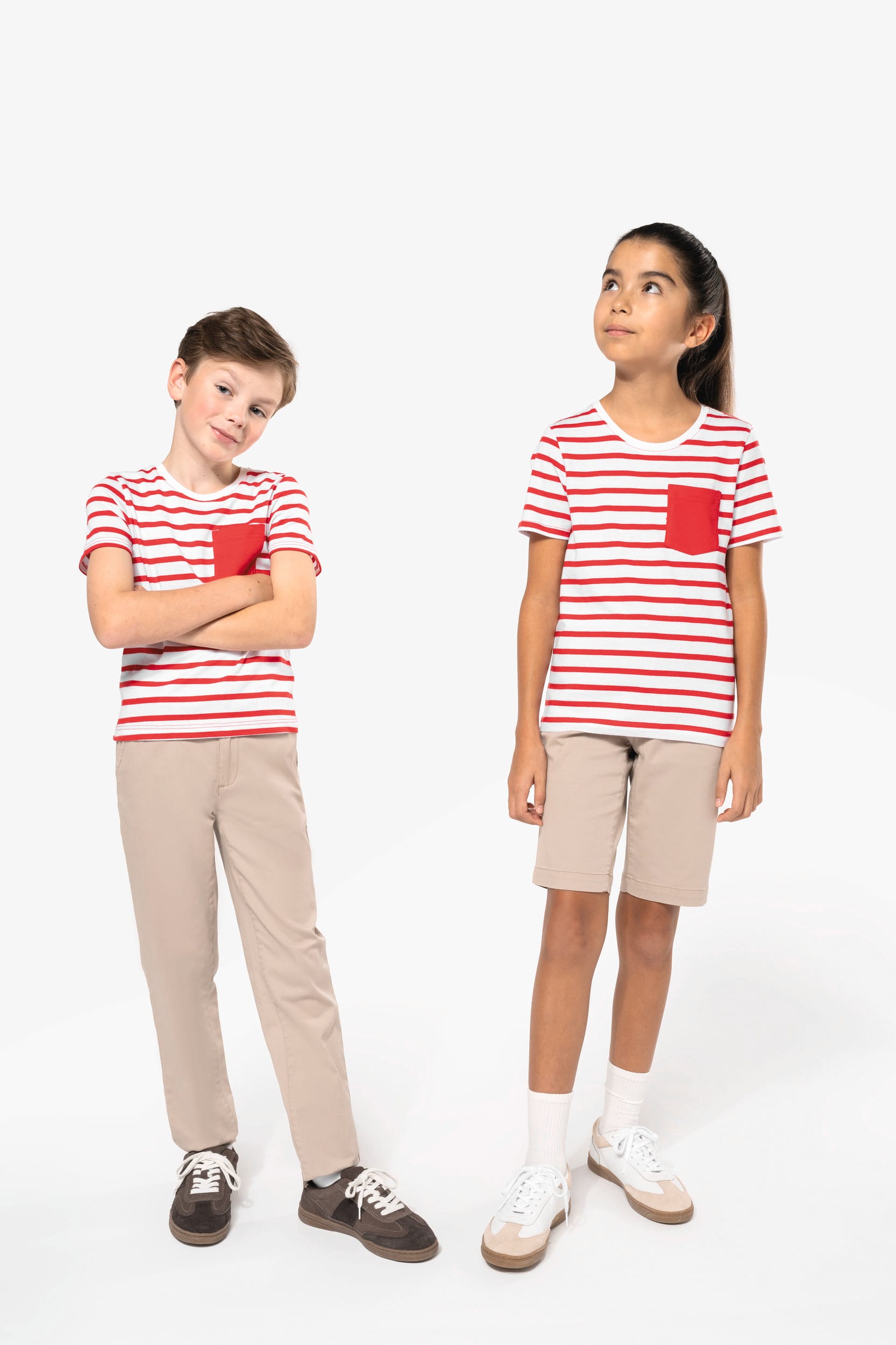 Gestreiftes Kurzarm-T-Shirt mit Tasche für Kinder im Marine-Stil