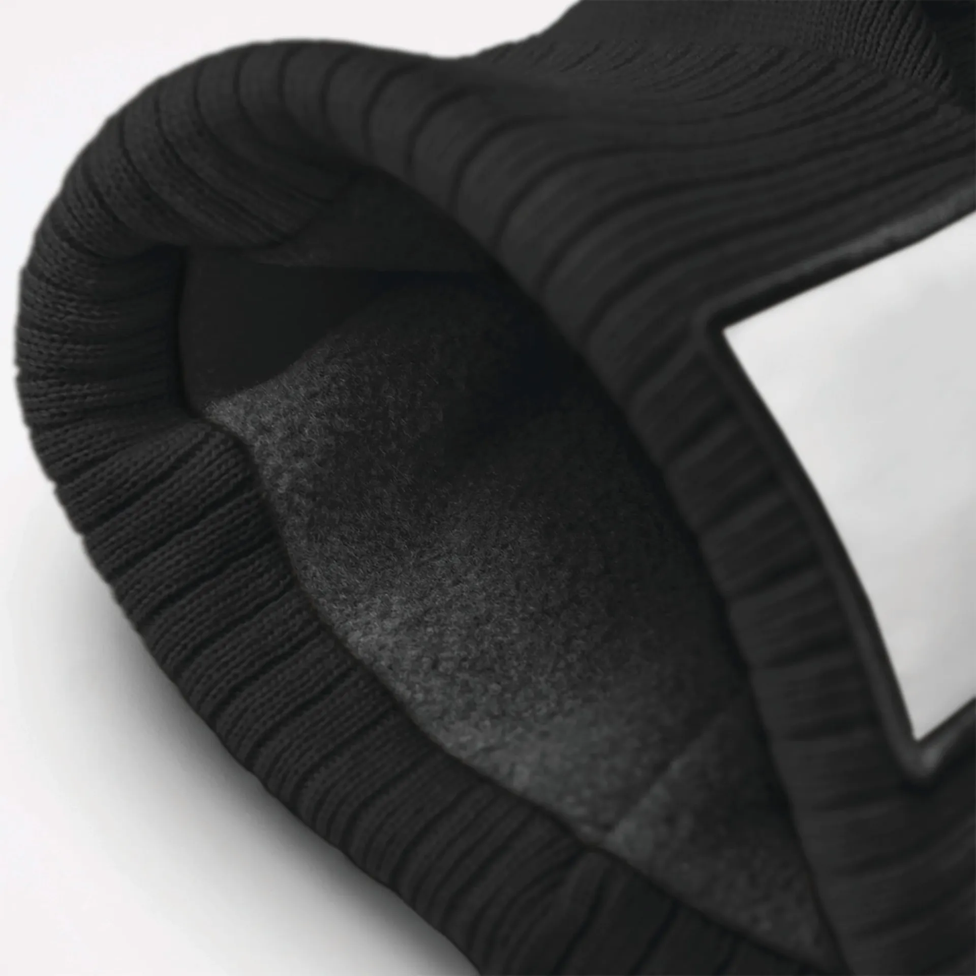 Mütze mit aufgesetztem Patch