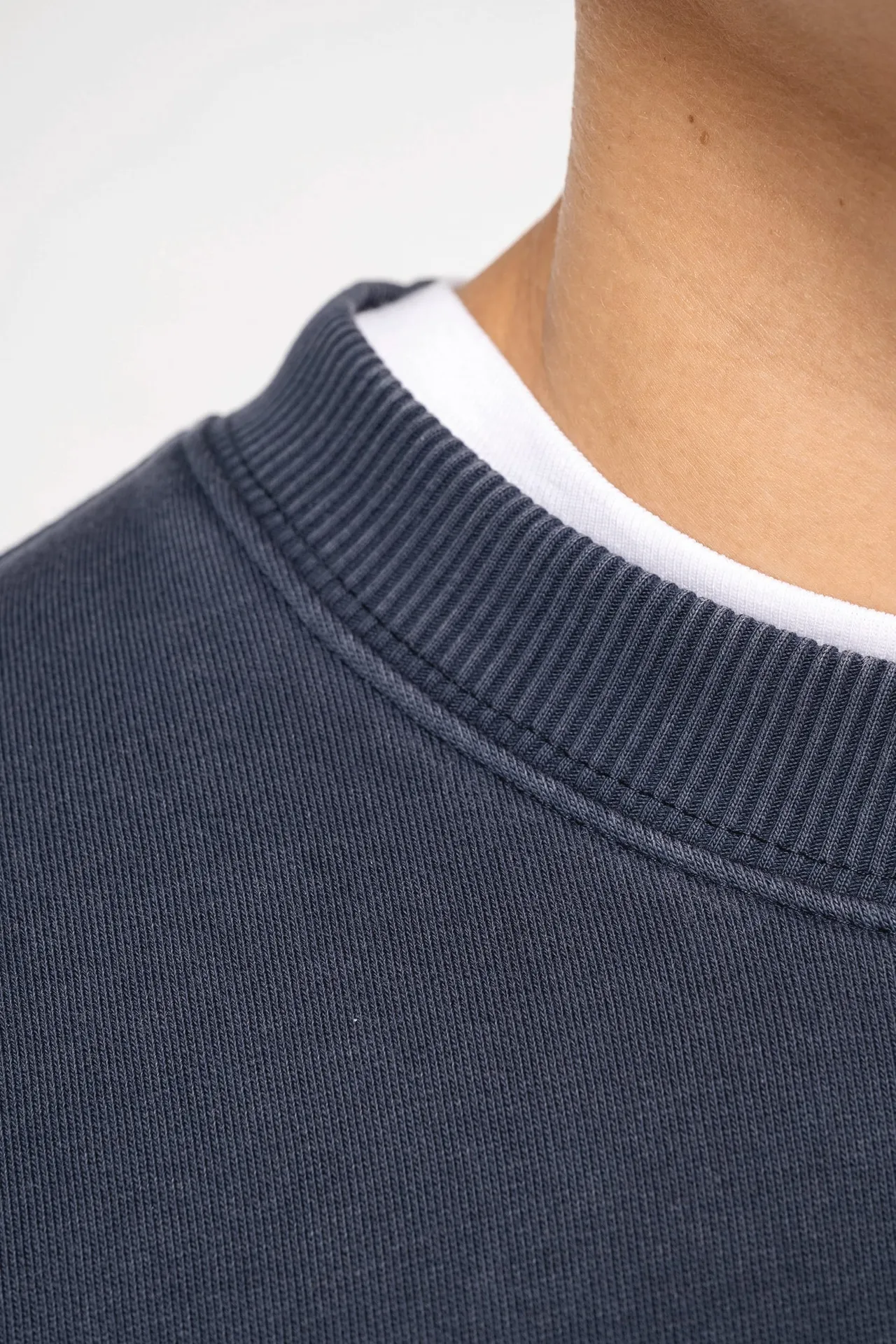 Ausgewaschenes umweltfreundliches Oversize Unisex-Sweatshirt mit Rundhalsausschnitt