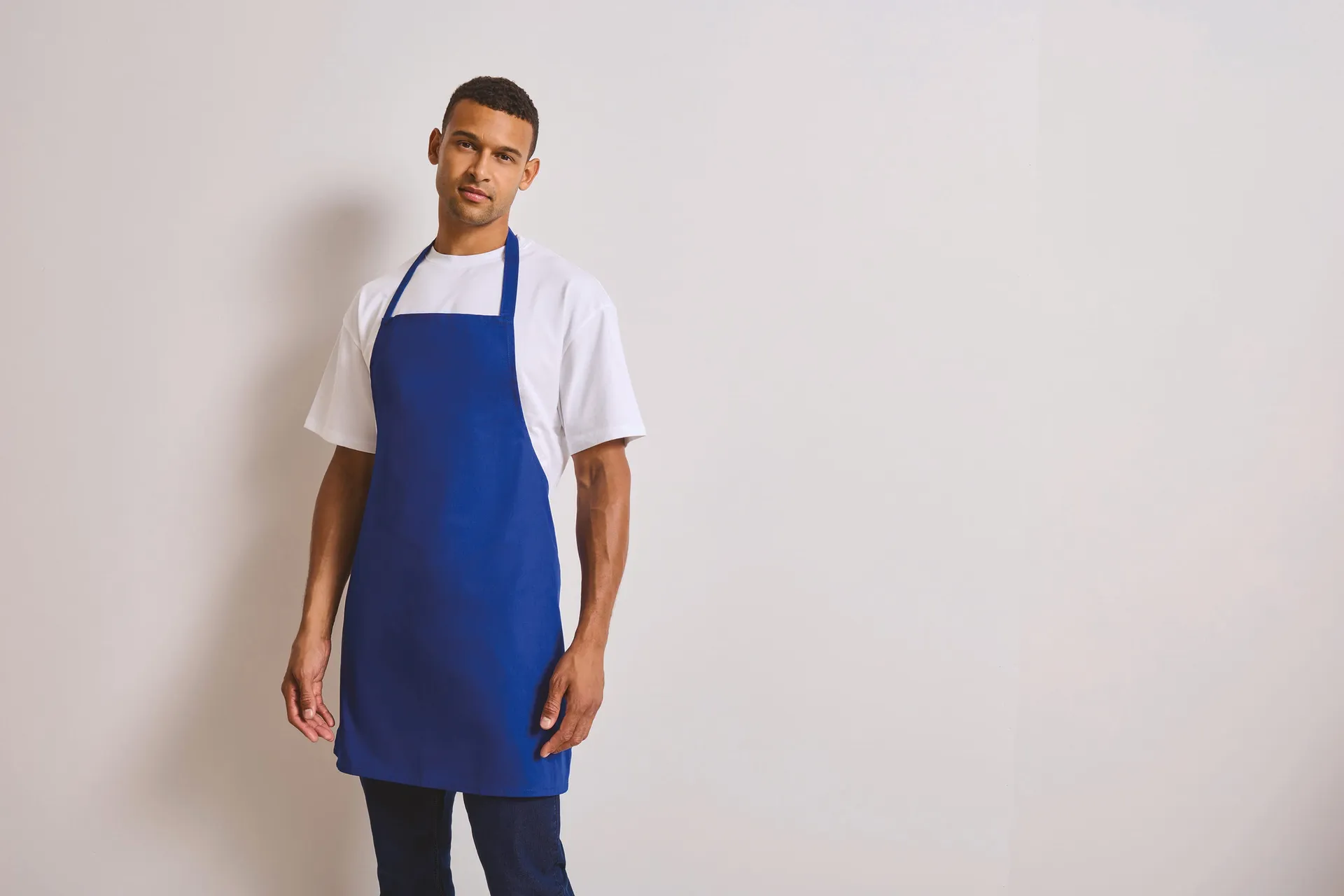 Essential Bib Apron