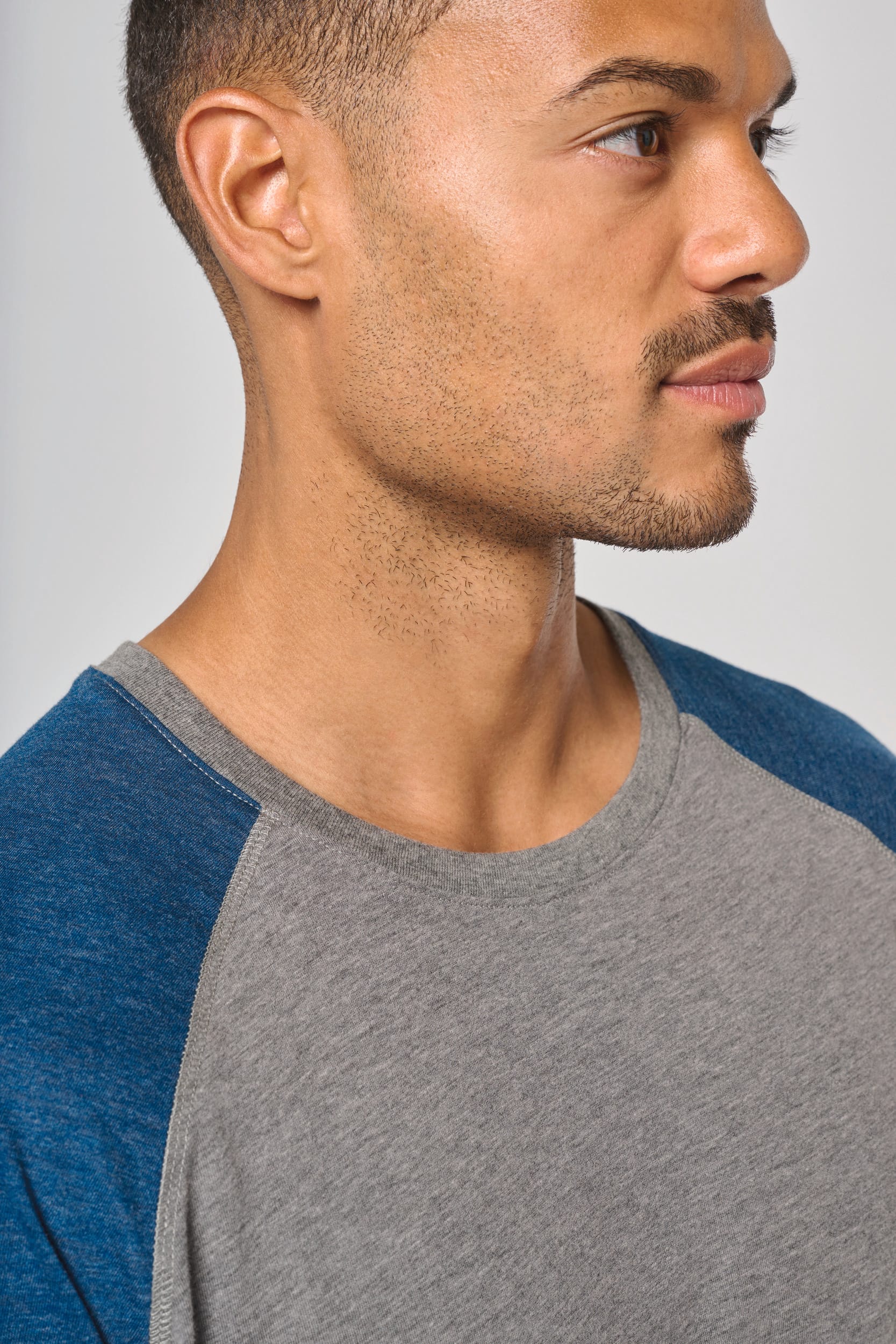 Zweifarbiges Triblend Sport-T-Shirt mit kurzen Ärmeln für Erwachsene