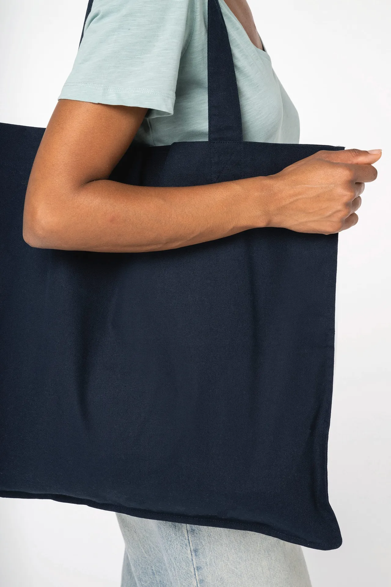 Lange umweltfreundliche Shoppingtasche