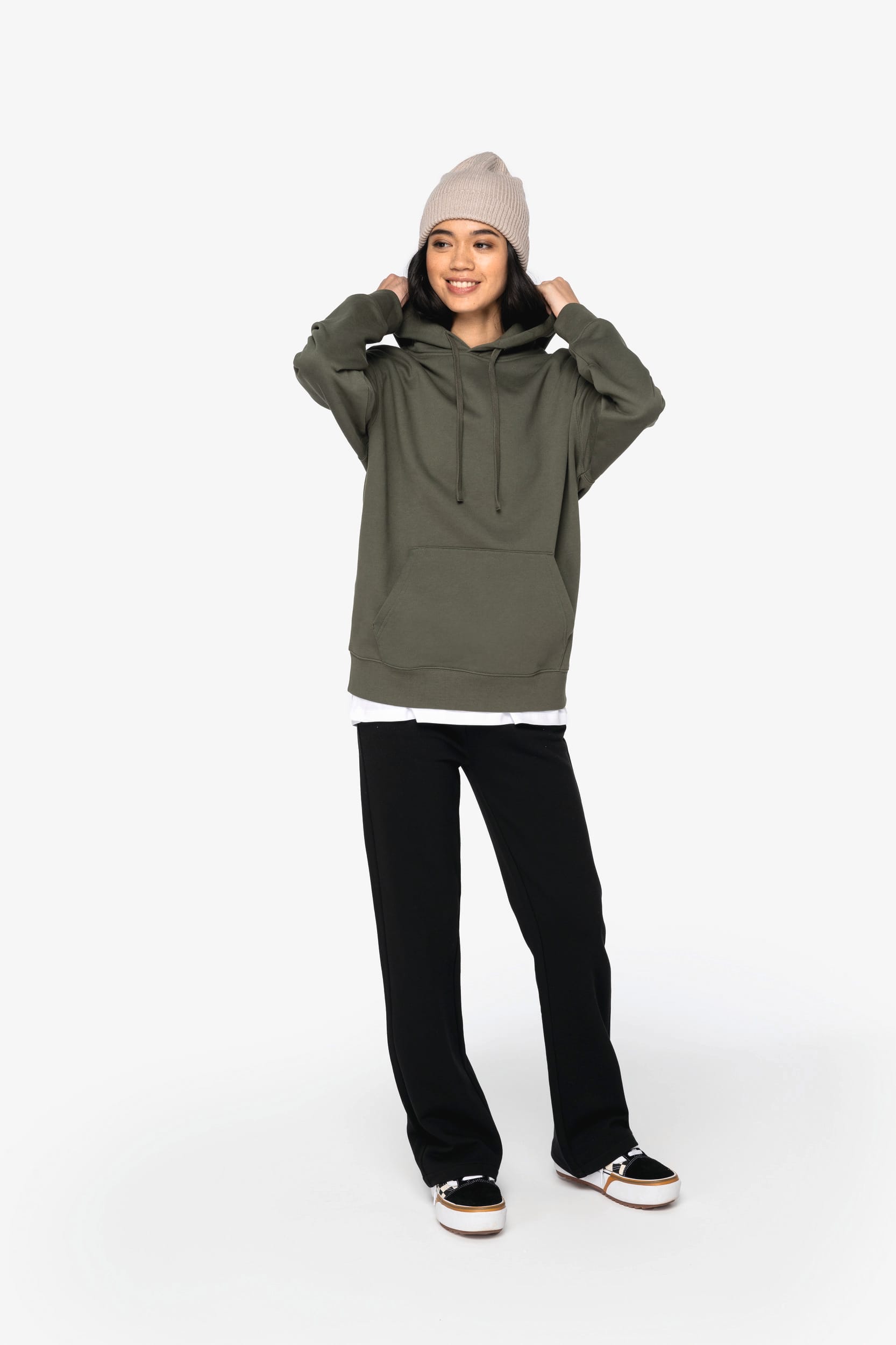 Umweltfreundliches Unisex Kapuzen-Sweatshirt mit hängenden Schultern aus gebürstetem Molton