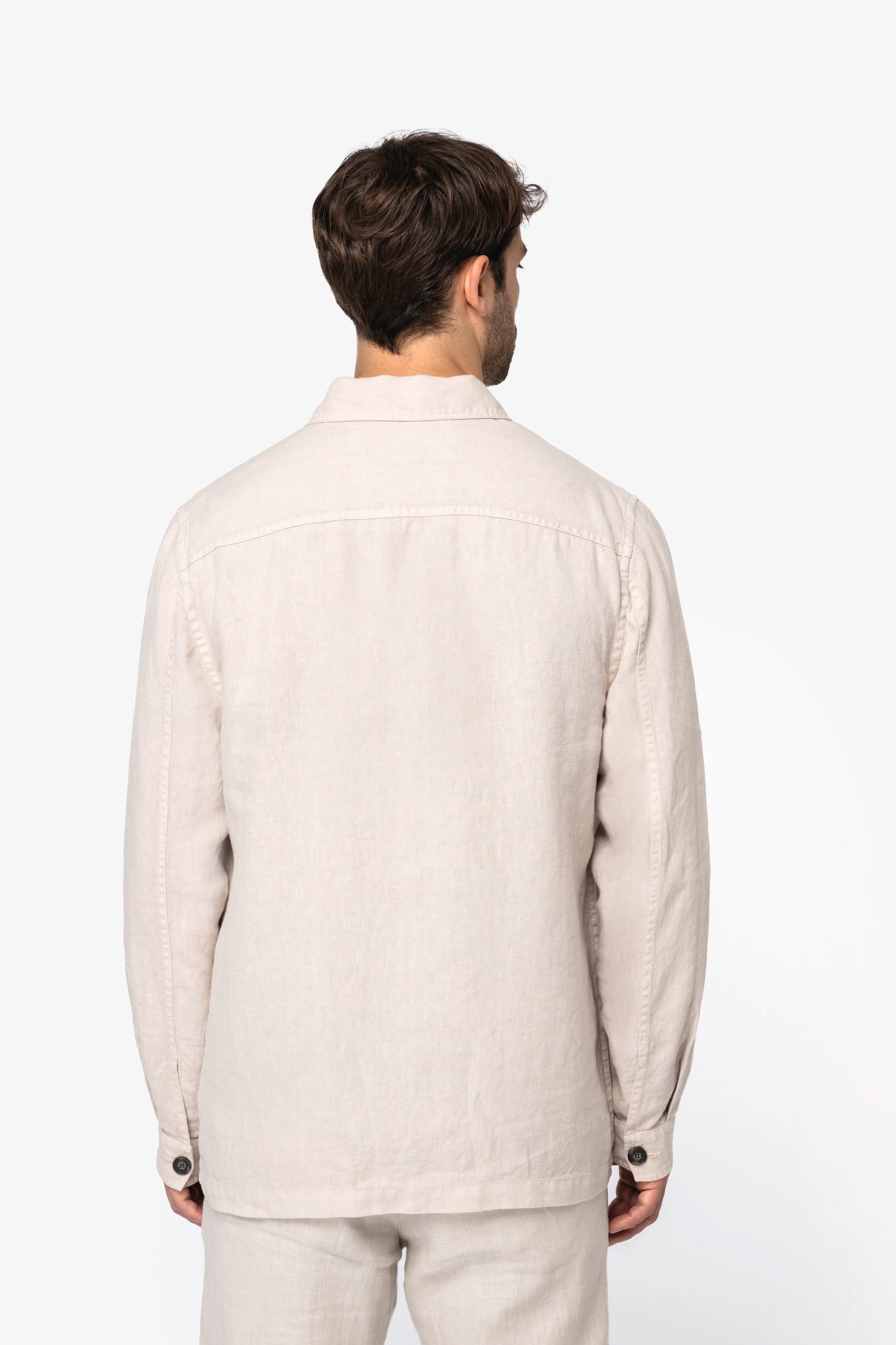 Ausgewaschene Herrenhemdjacke aus Leinen