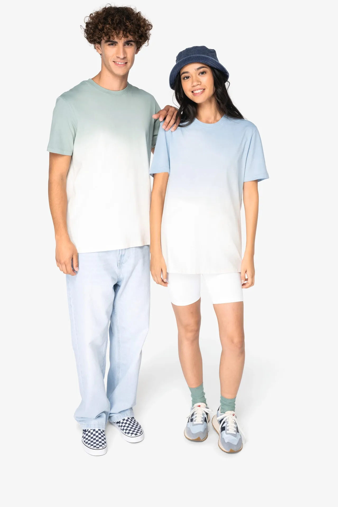 Umweltfreundliches Unisex Dip Dye T-Shirt