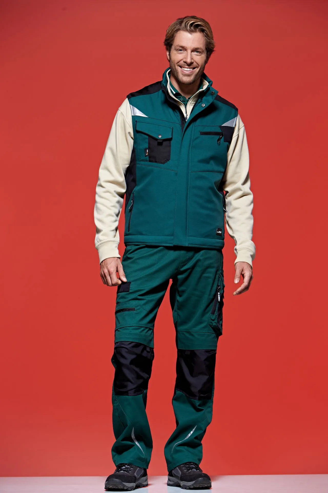 James & Nicholson JN825 – Robuste Winter Softshell-Arbeitsweste mit CORDURA®