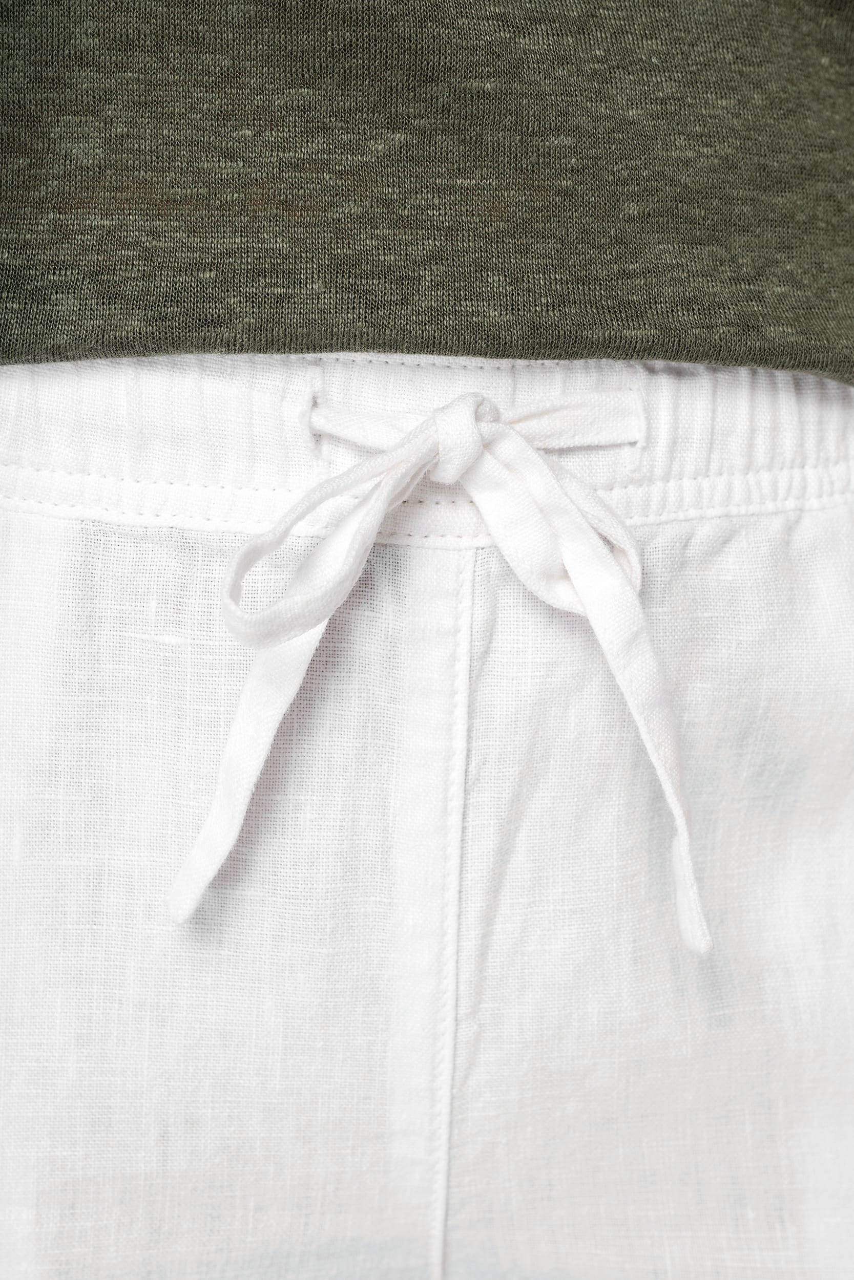 Ausgewaschene Damenhose aus Leinen