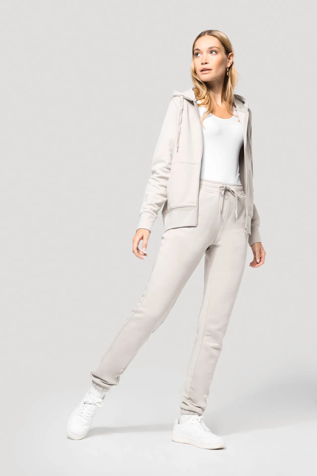 UMWELTFREUNDLICHE JOGGINGSHOSE