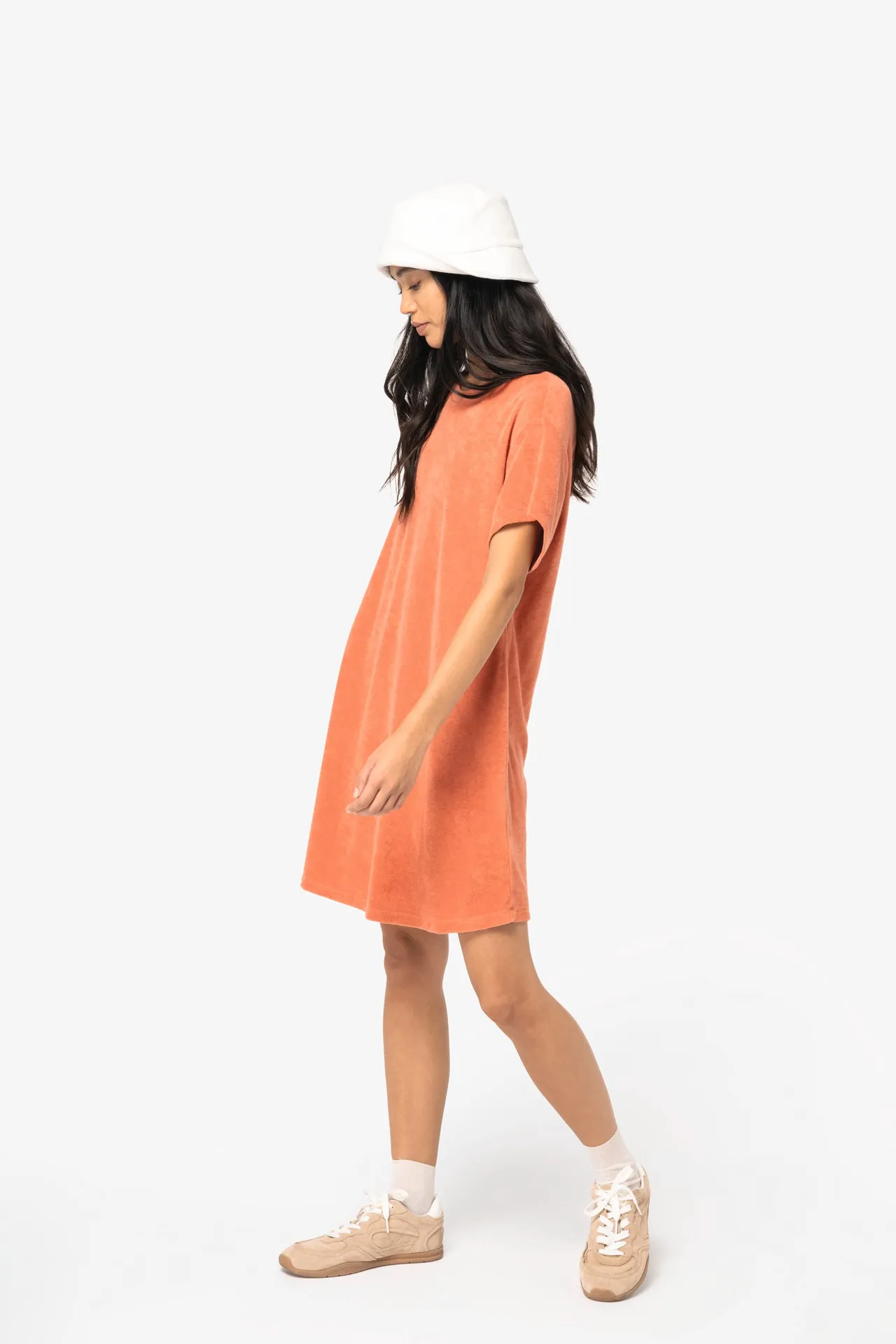 Umweltfreundliches Damen-T-Shirt-Kleid aus Frottee mit überschnittener Schulterpartie