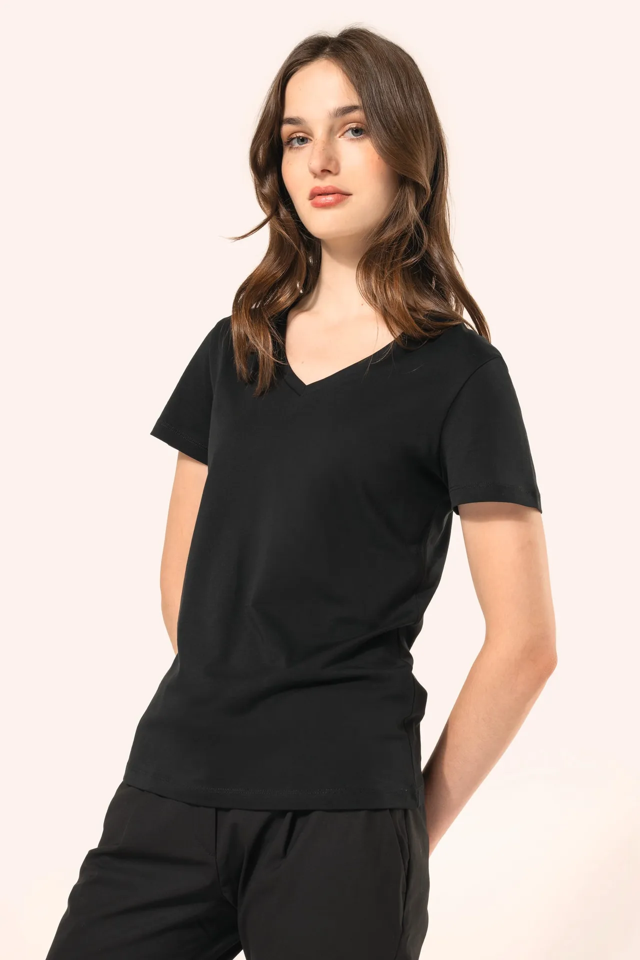 Supima® Damen-T-Shirt mit V-Ausschnitt und kurzen Ärmeln