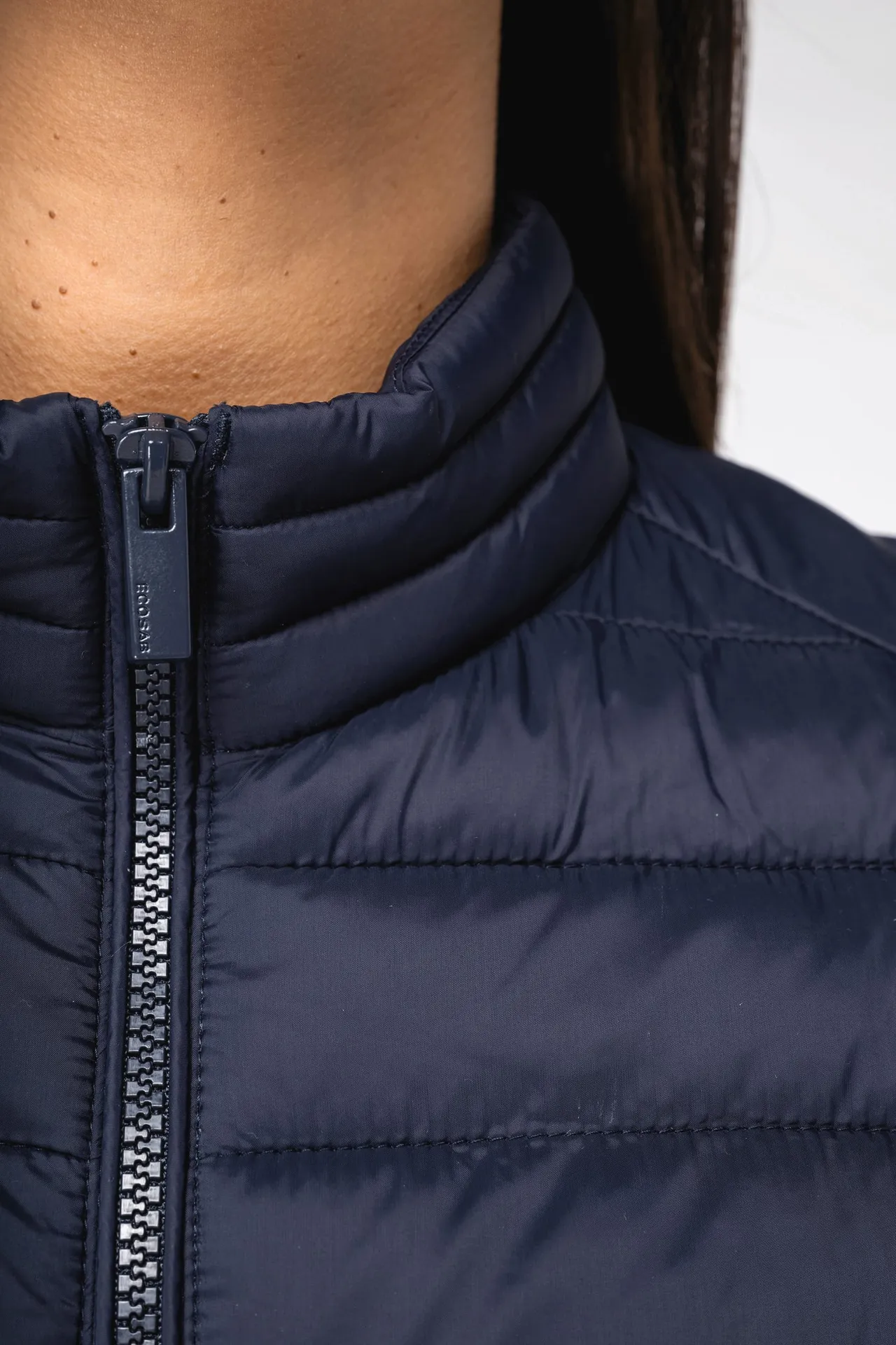 Leichte umweltfreundliche Damen Steppjacke