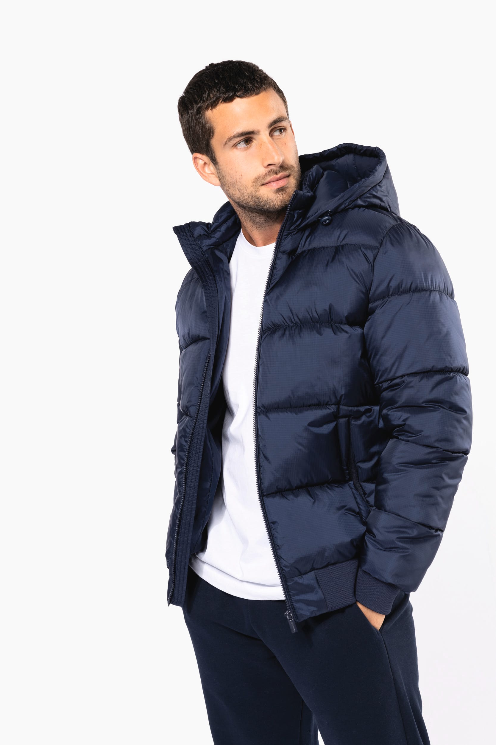 Recycelte Unisex-Ripstop-Jacke mit Kapuze Recycelte Unisex-Ripstop-Jacke mit Kapuze