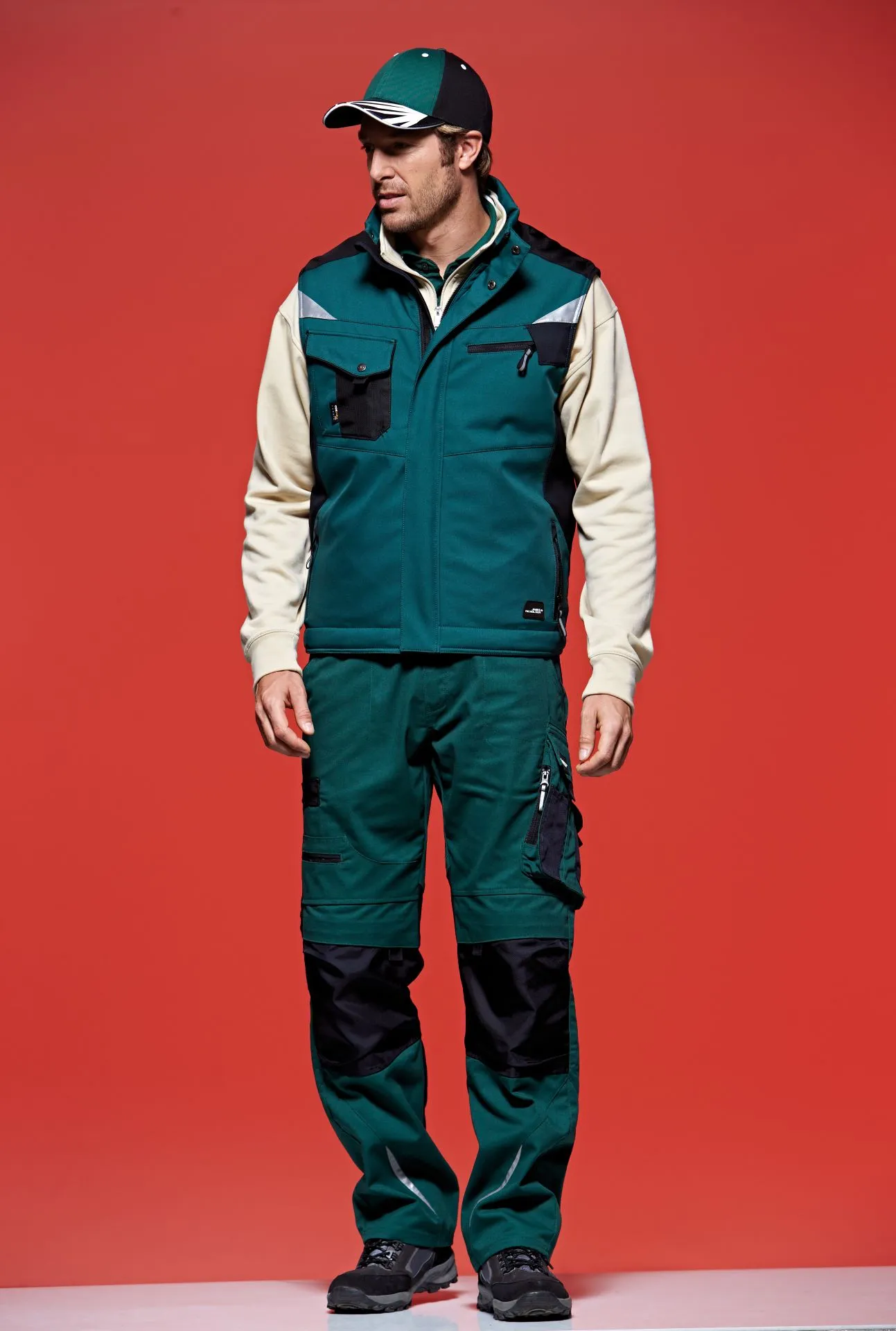 James & Nicholson JN825 – Robuste Winter Softshell-Arbeitsweste mit CORDURA®