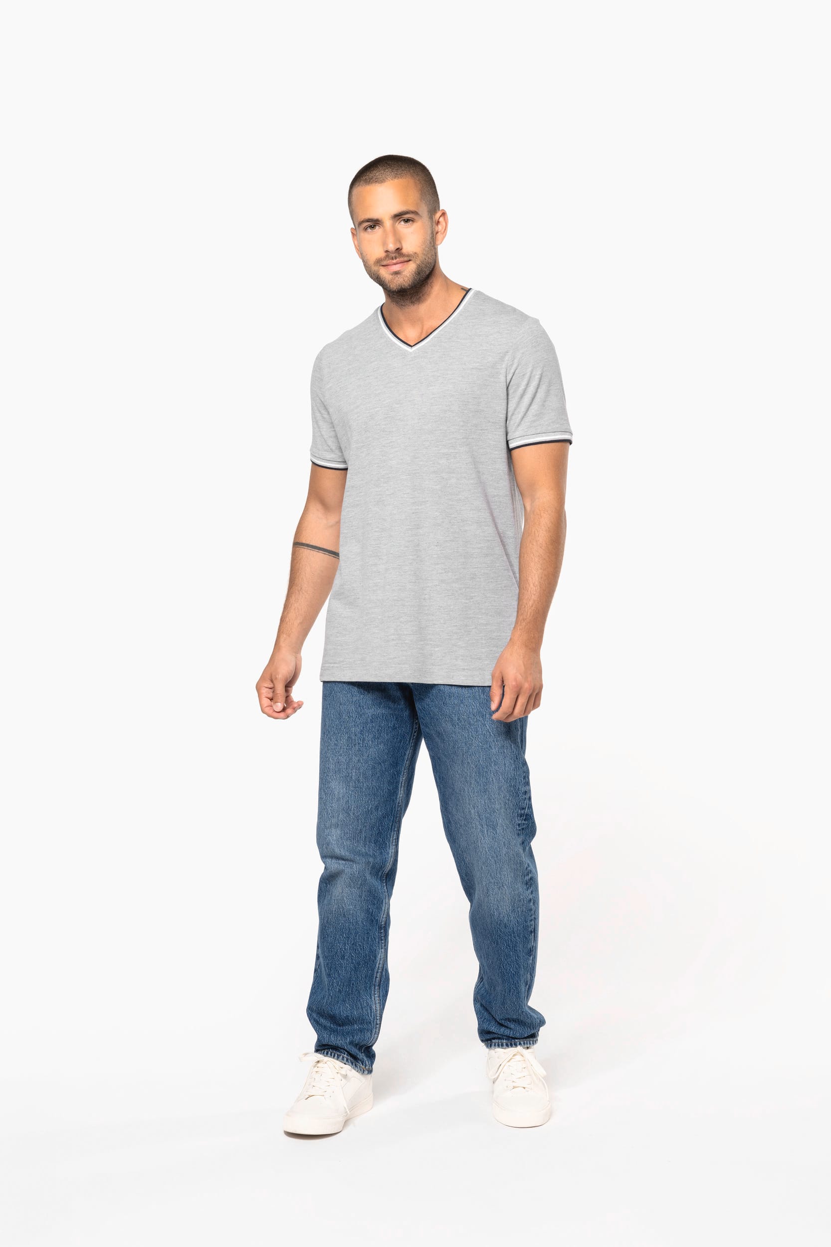 T-Shirt aus Piqué-Trikot mit V-Ausschnitt für Herren