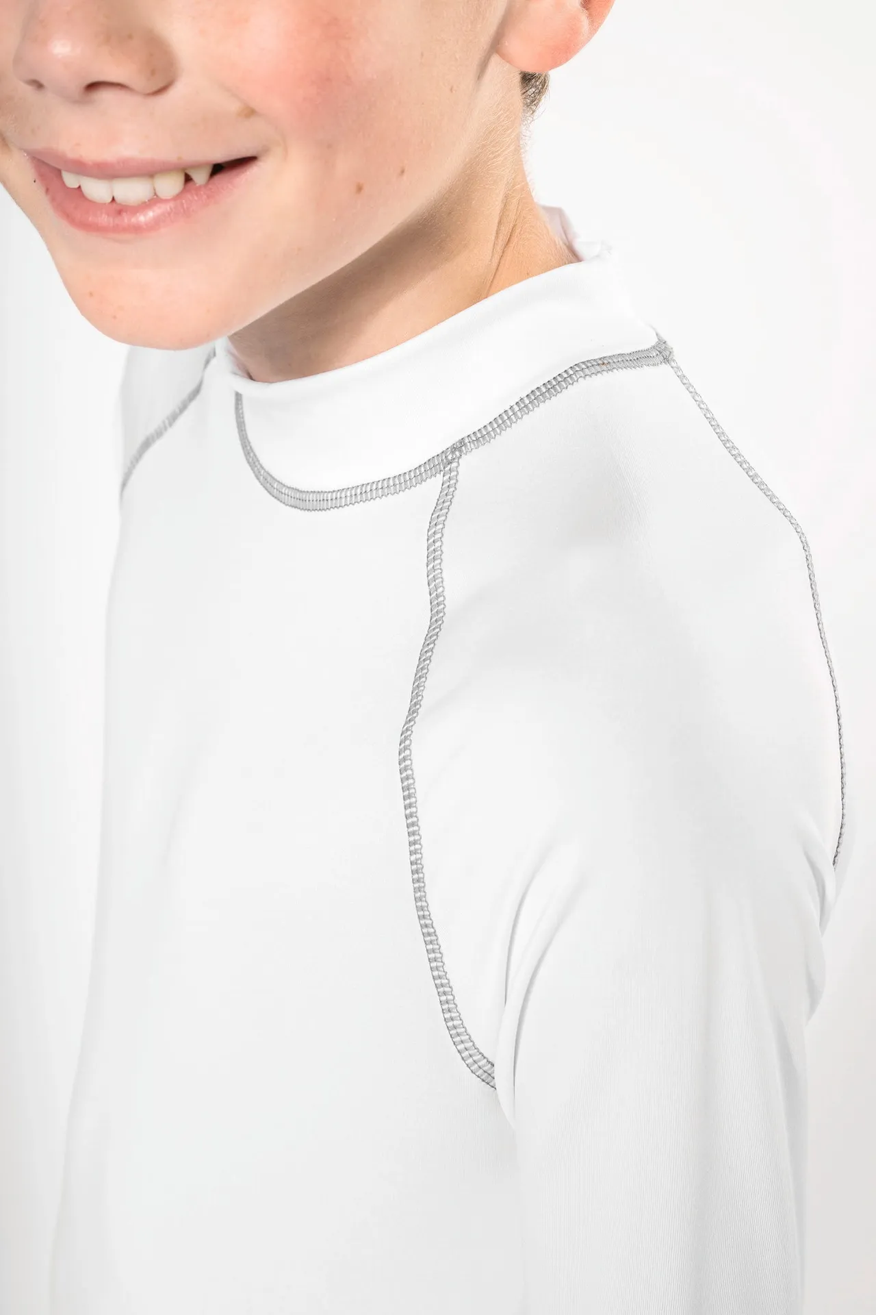 Kinder-Funktionsshirt mit langen Ärmeln und UV-Schutz