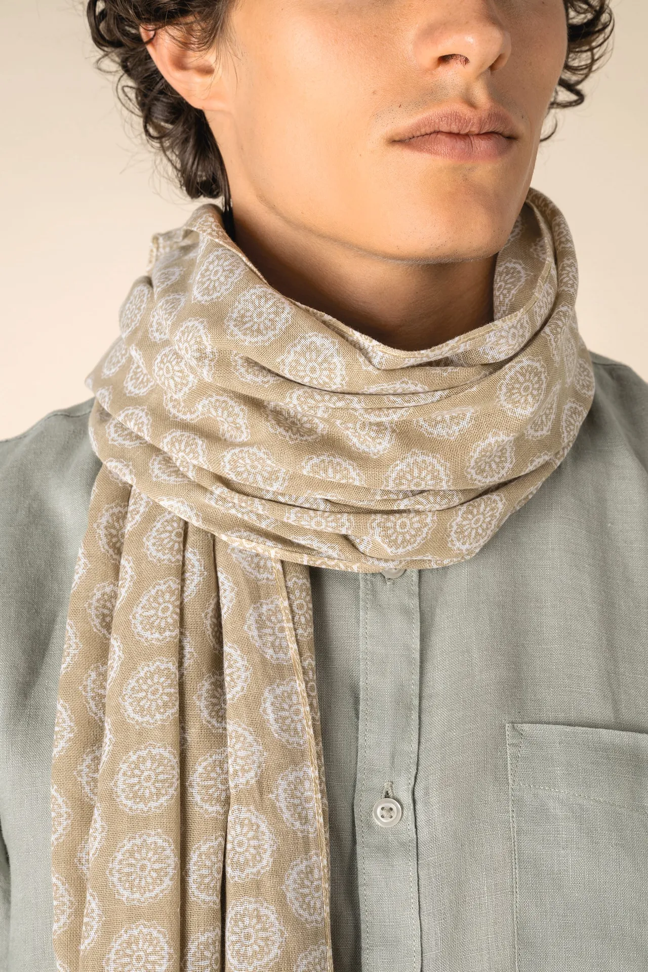 Gemustertes Unisex-Schal