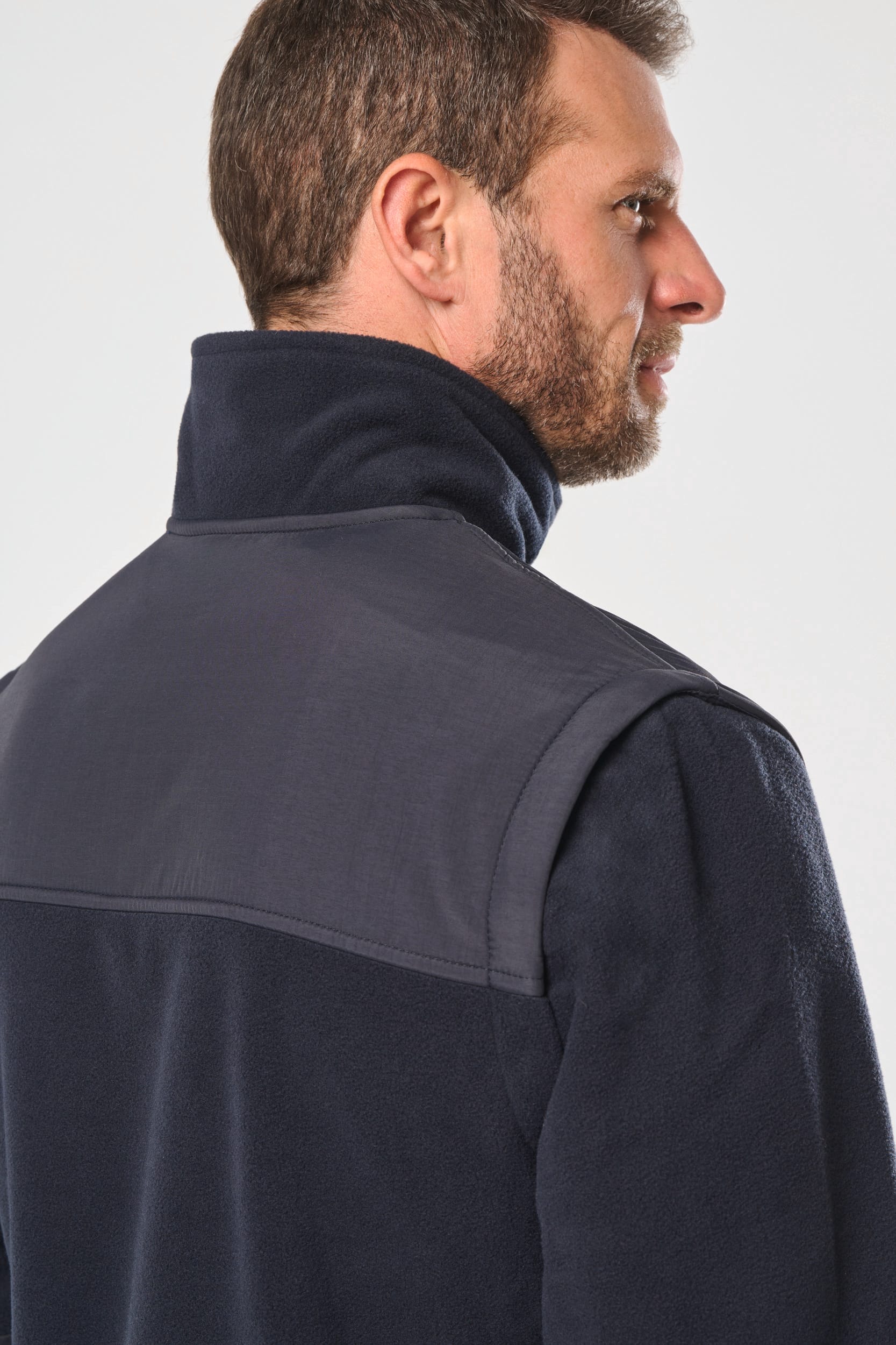 Fleecejacke mit abnehmbaren Ärmeln Fleecejacke mit abnehmbaren Ärmeln