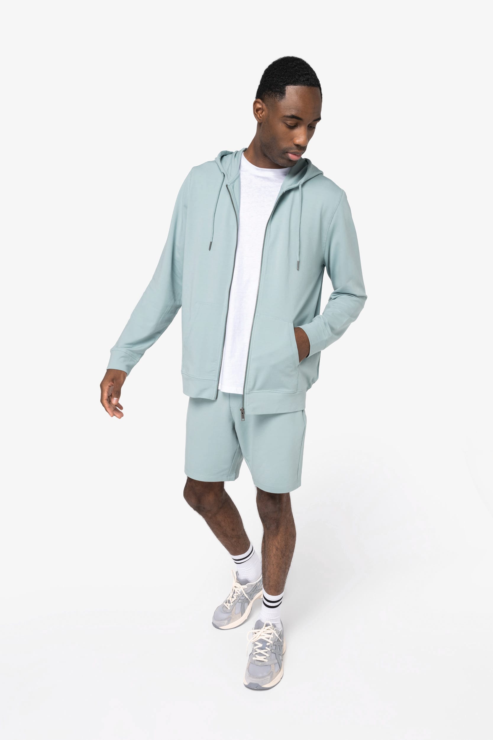 Herren-Kapuzensweatshirt mit Reissverschluss Herren-Kapuzensweatshirt mit Reissverschluss