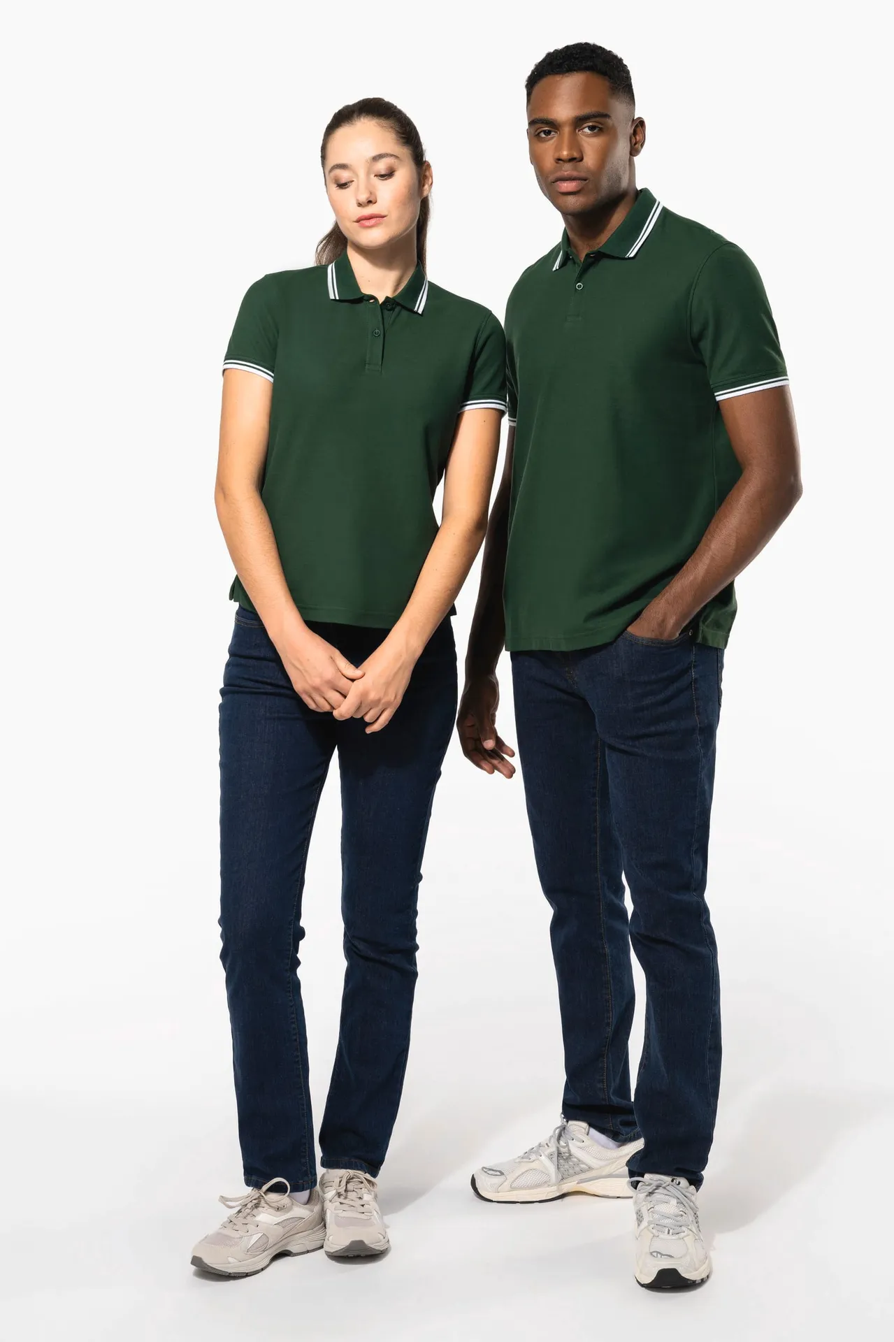 Herren Poloshirt mit kurzen Ärmeln und kontrastfarbenen Paspeln