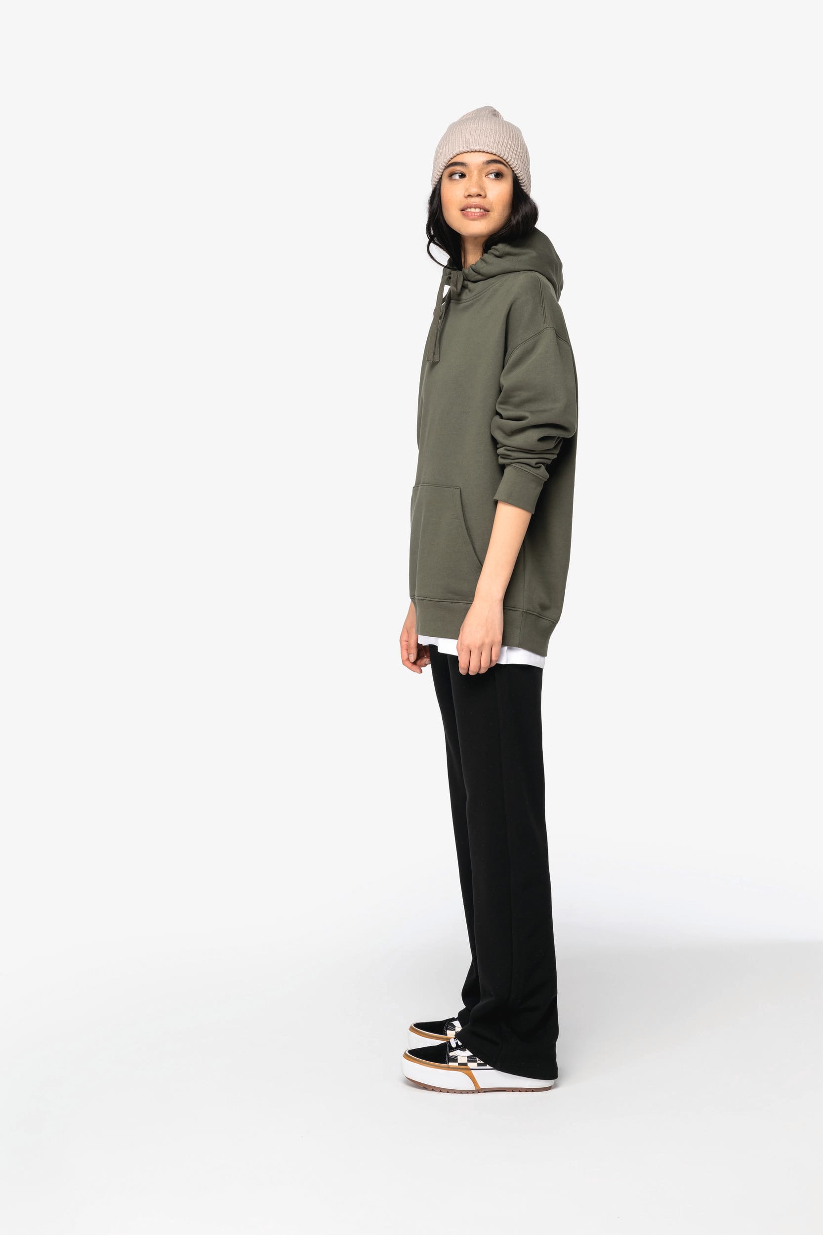 Umweltfreundliches Unisex Kapuzen-Sweatshirt mit hängenden Schultern aus gebürstetem Molton