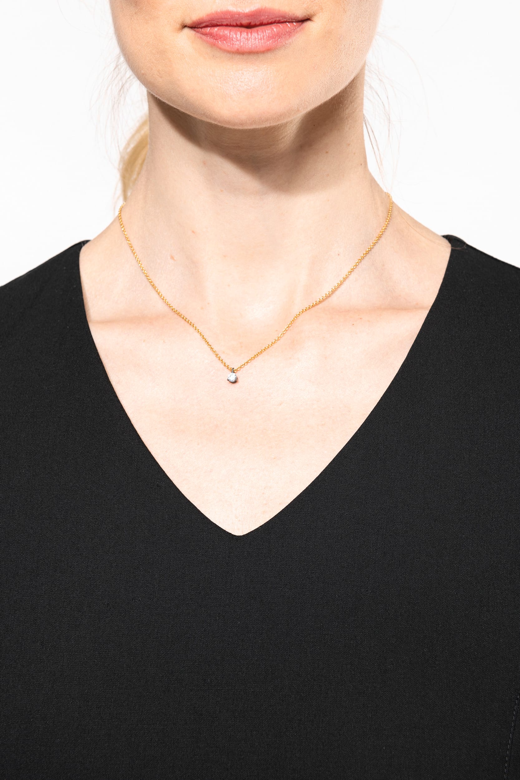 Kleid mit geradem Schnitt Kleid mit geradem Schnitt