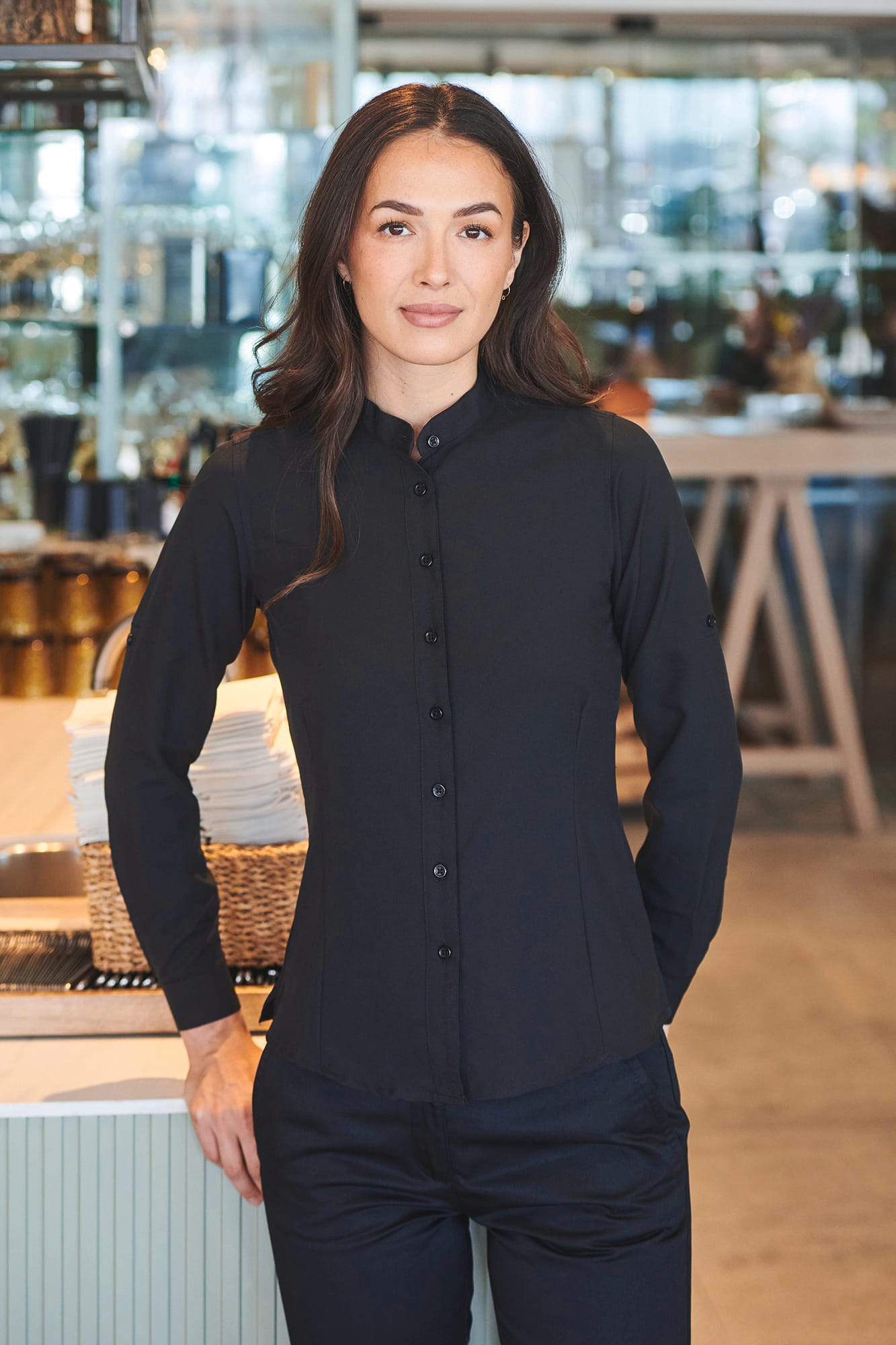 Ladies' Mandarin Shirt with Roll-tan Sleeve
