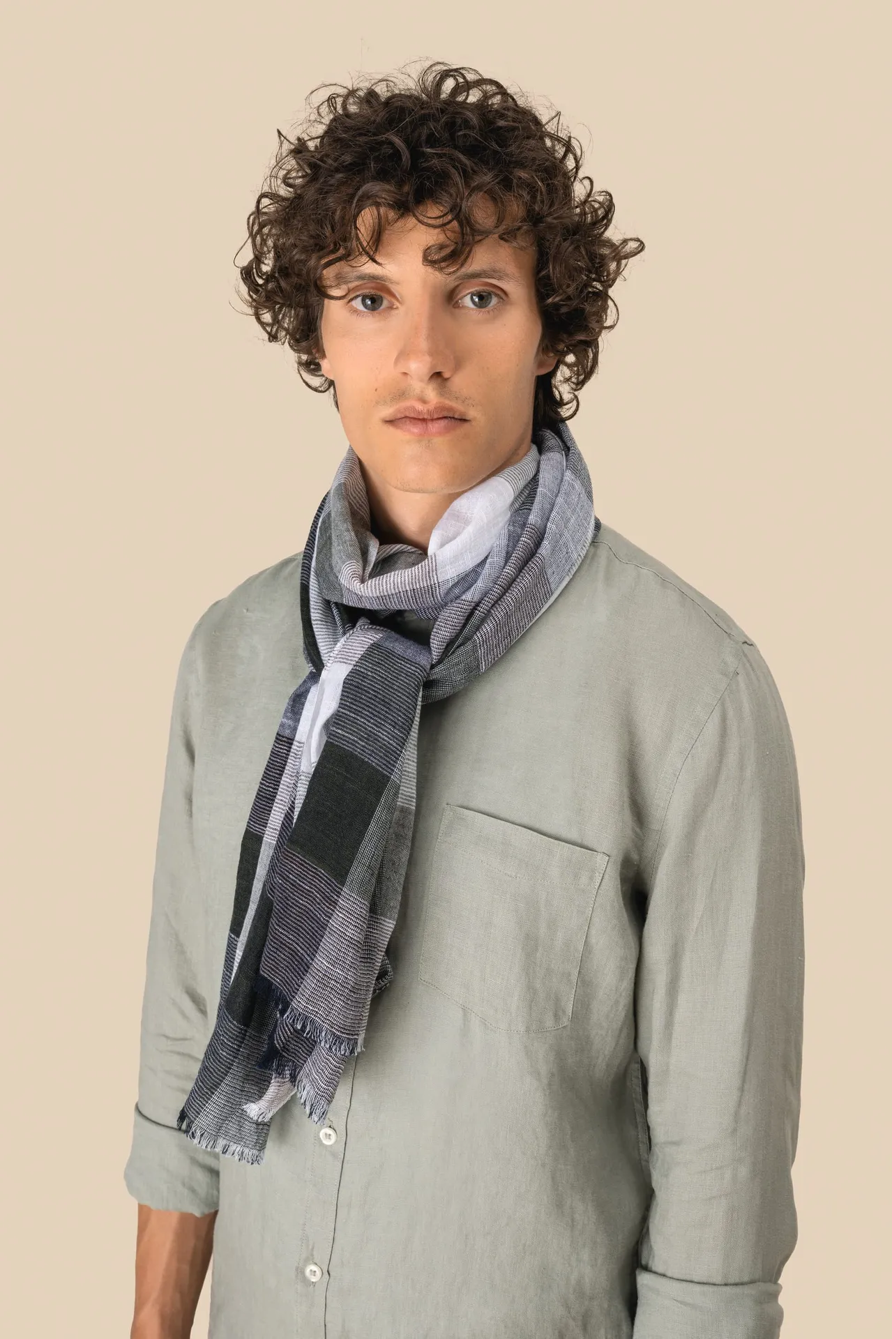 Kariertes Unisex-Schal