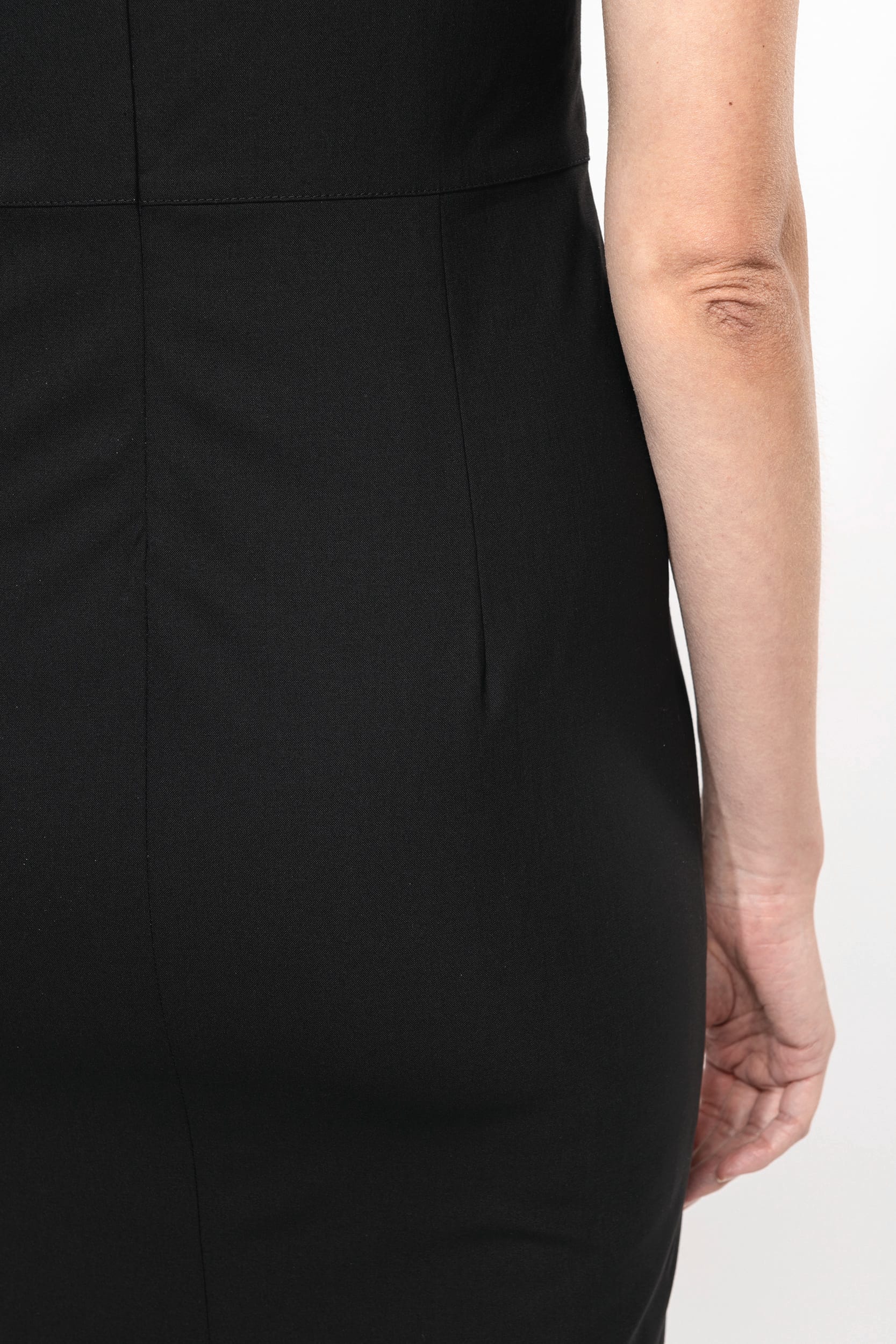 Kleid mit geradem Schnitt Kleid mit geradem Schnitt