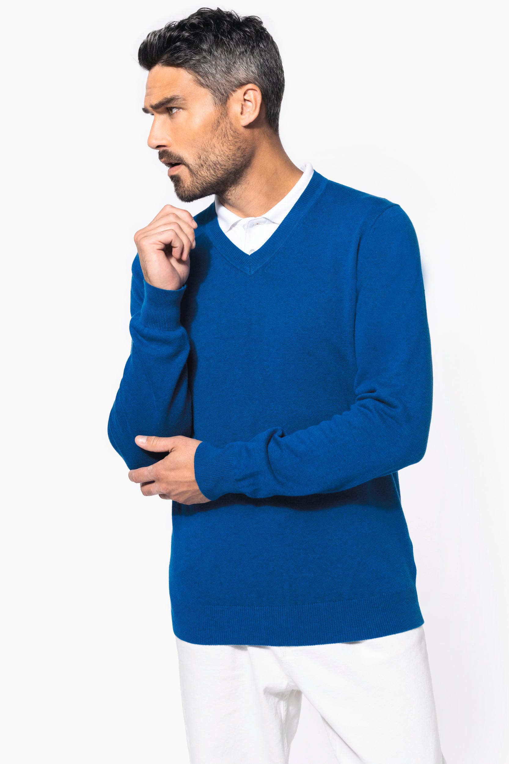 Premium-Pullover mit V-Ausschnitt
