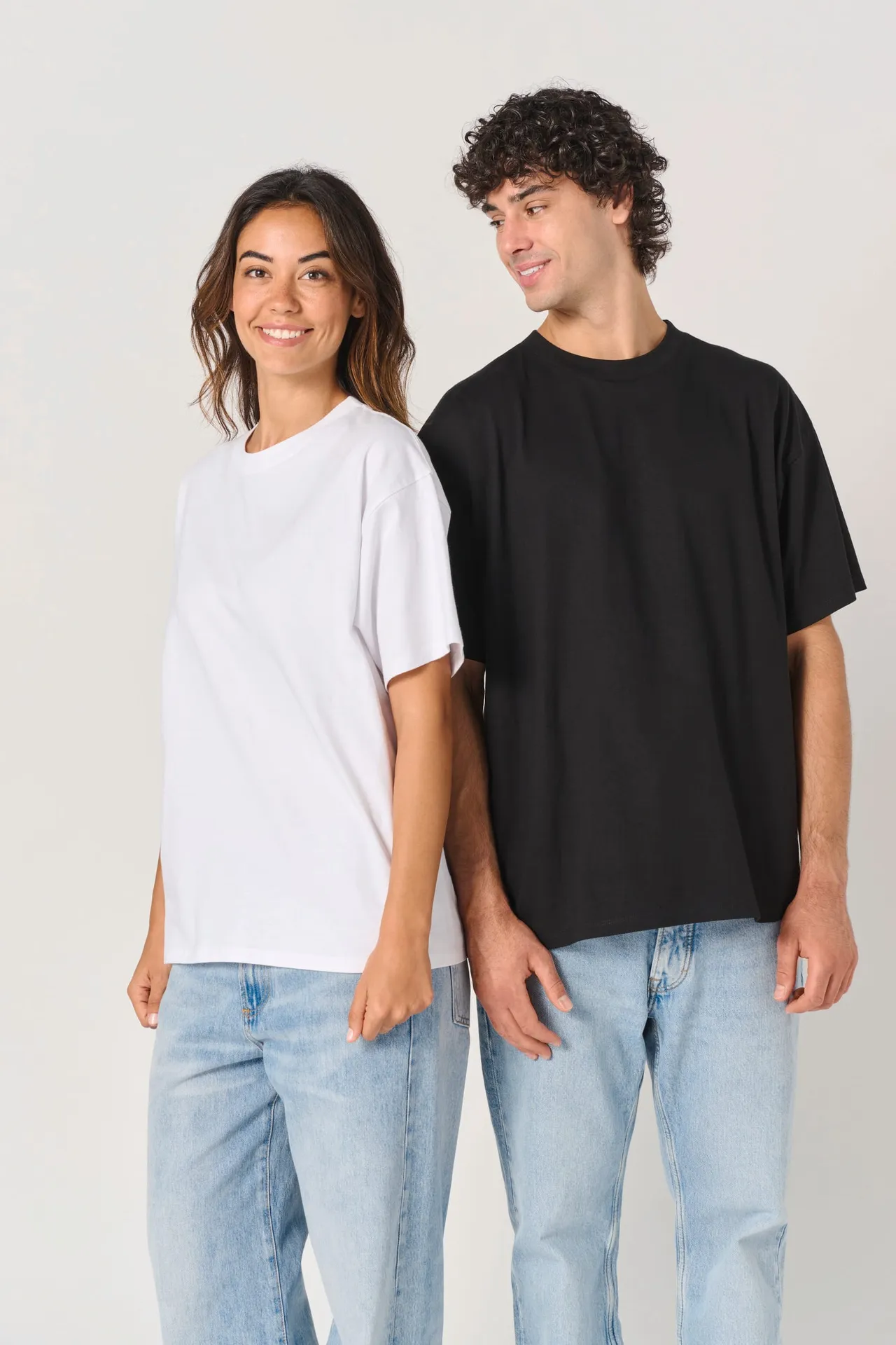 Unisex-Oversize-T-Shirt