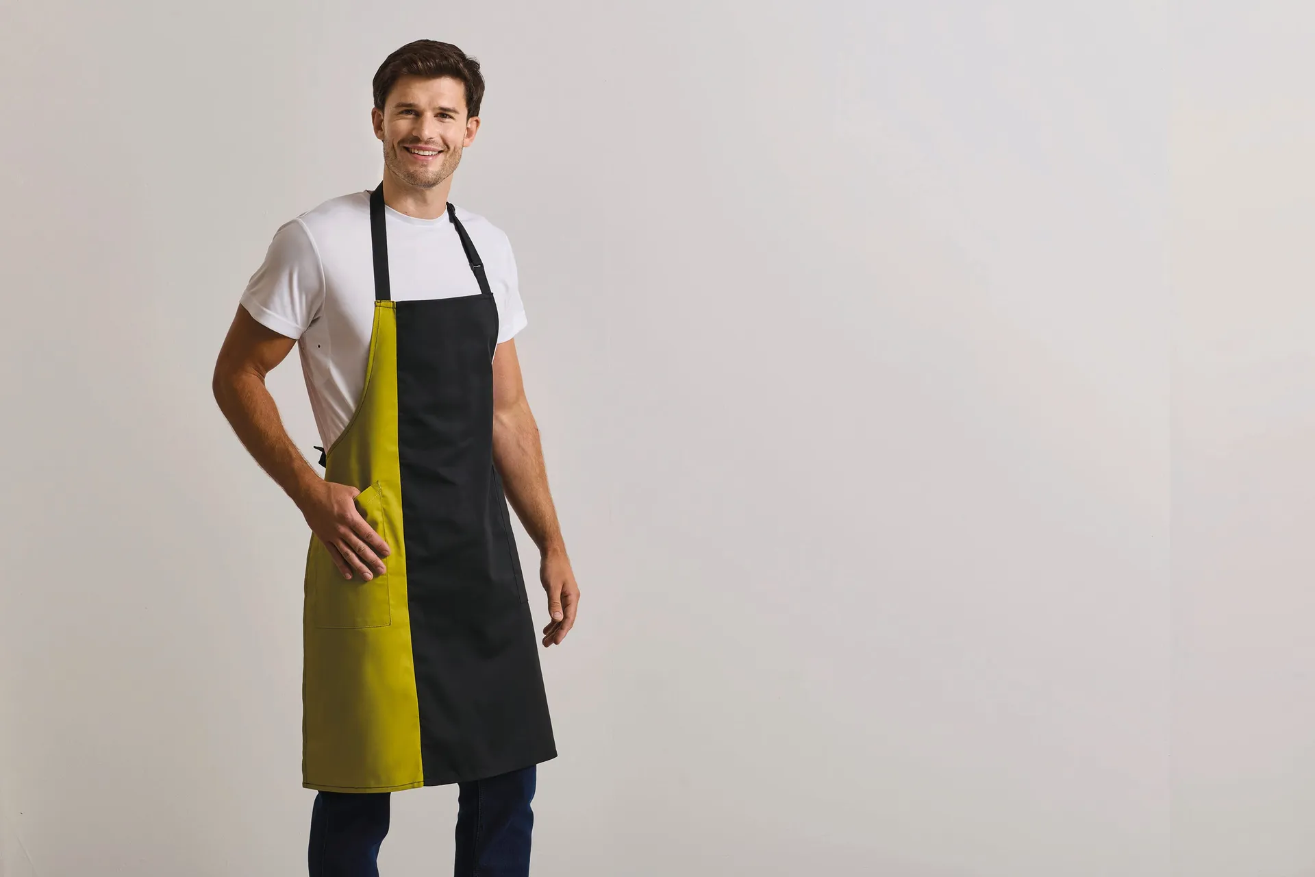 Contrast Bib Apron