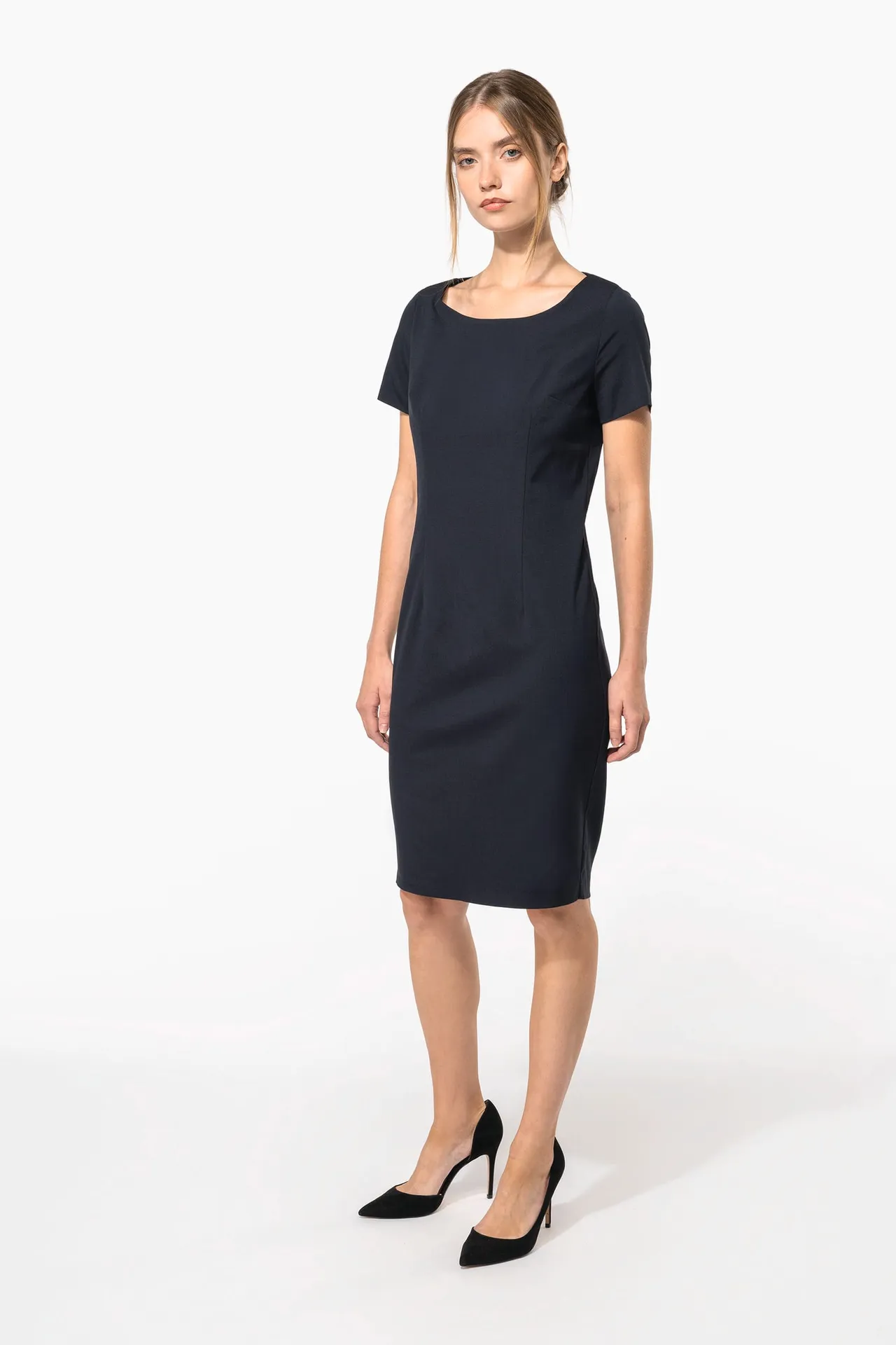 Kleid mit kurzen Ärmeln