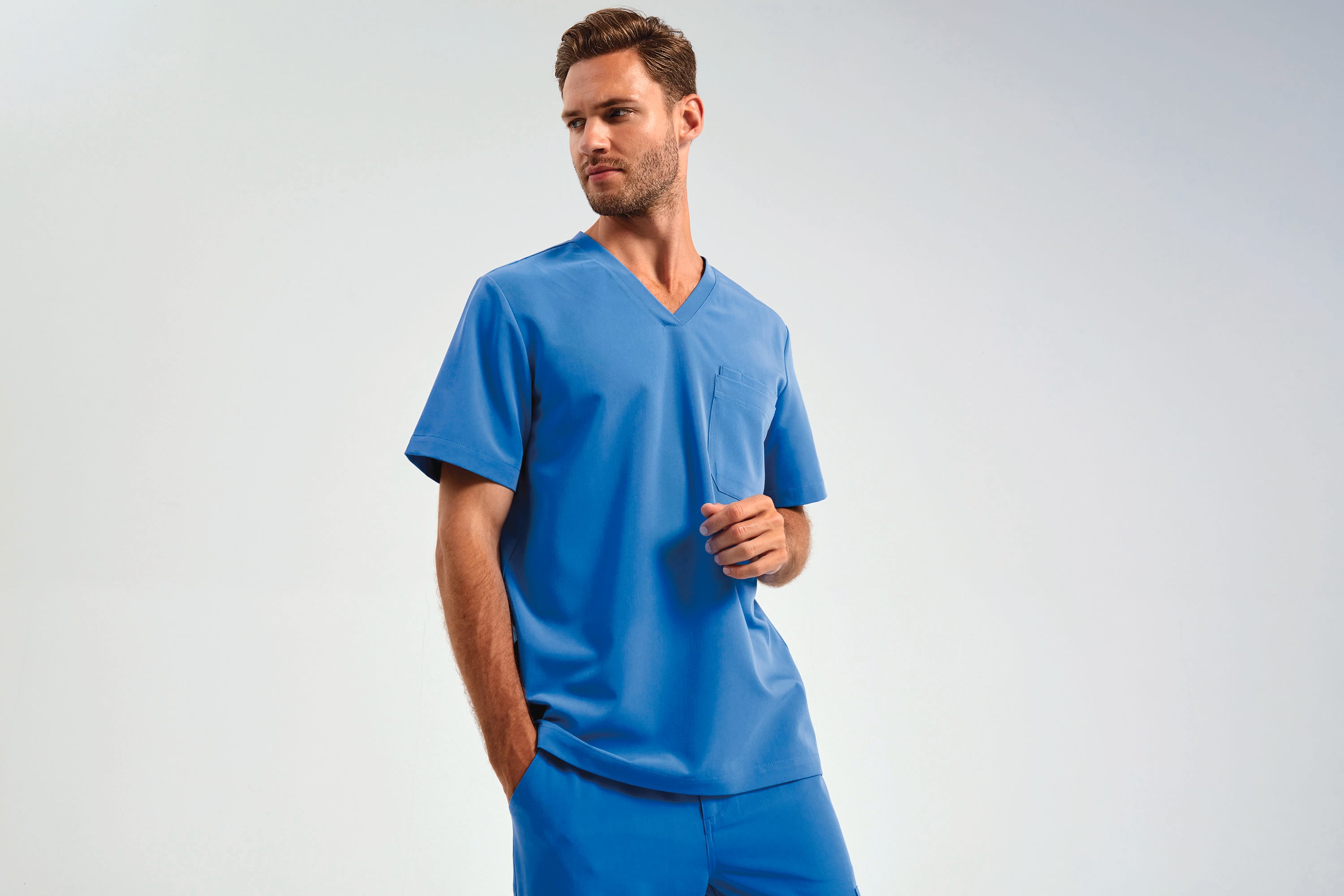 Stretch-Tunika für Herren mit kurzen Ärmeln Stretch-Tunika für Herren mit kurzen Ärmeln