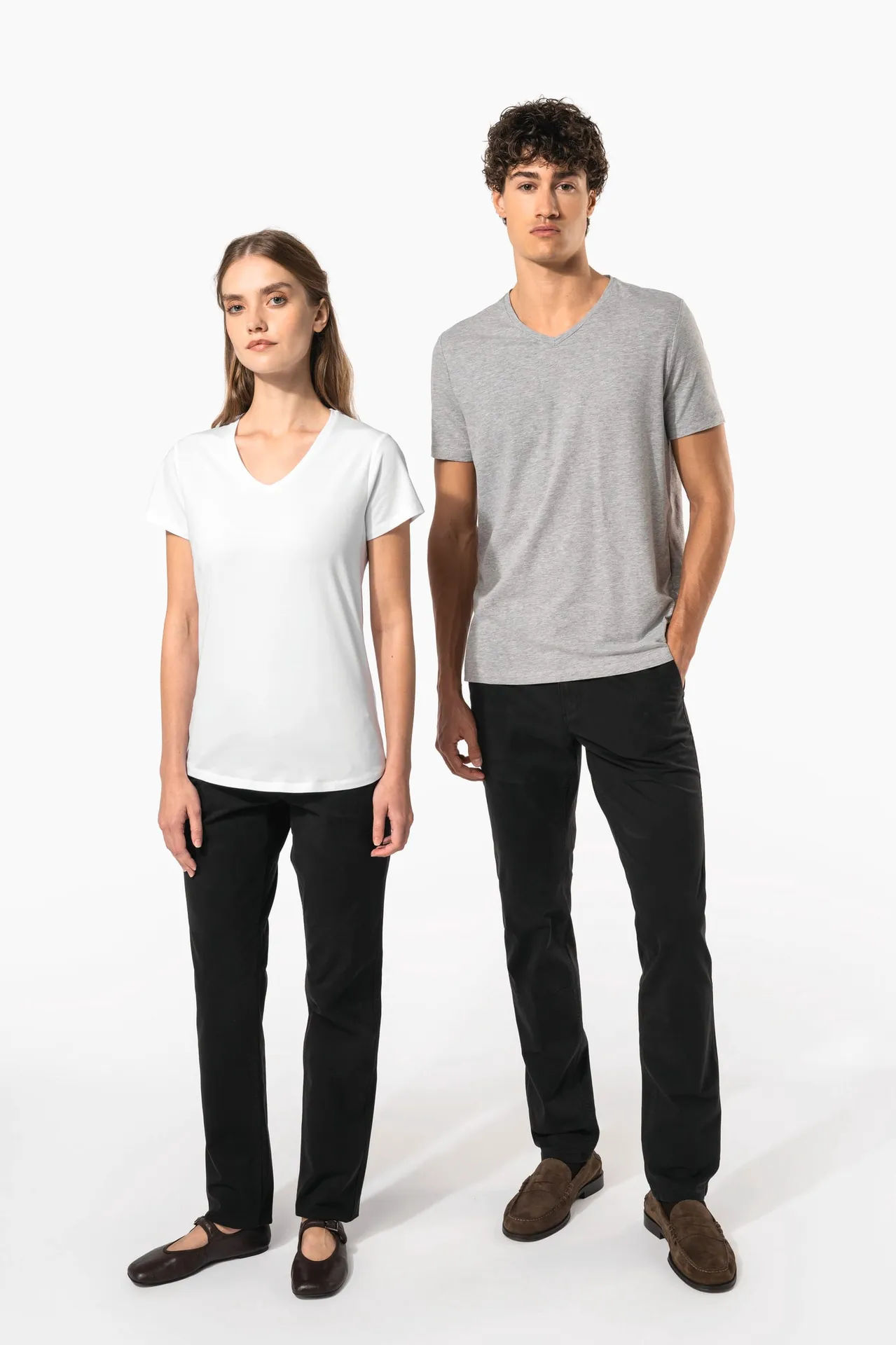 Kurzarm-T-Shirt mit V-Ausschnitt