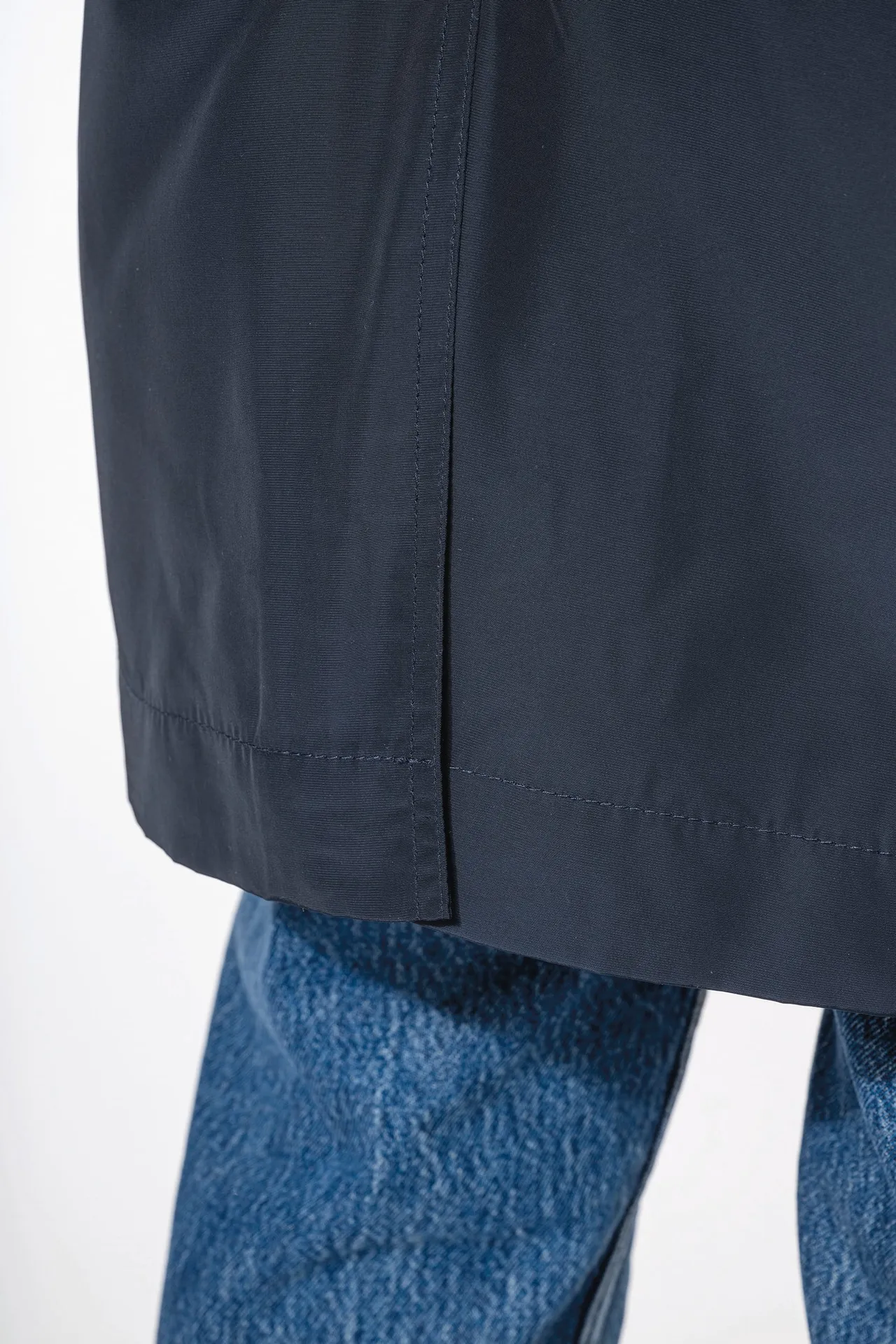 Leichter Herren-Trenchcoat